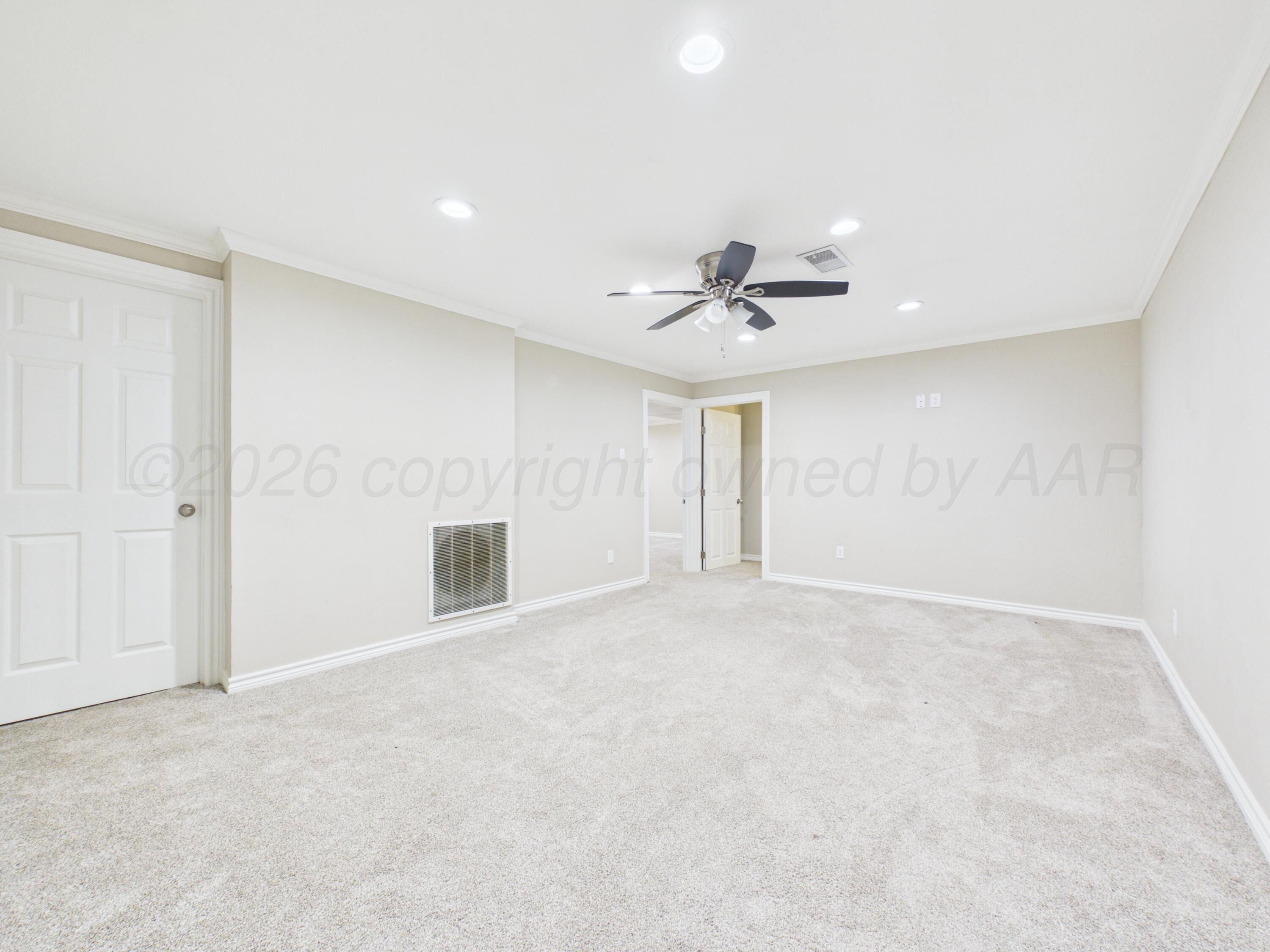 2706 N Duncan Street Property Photo 23