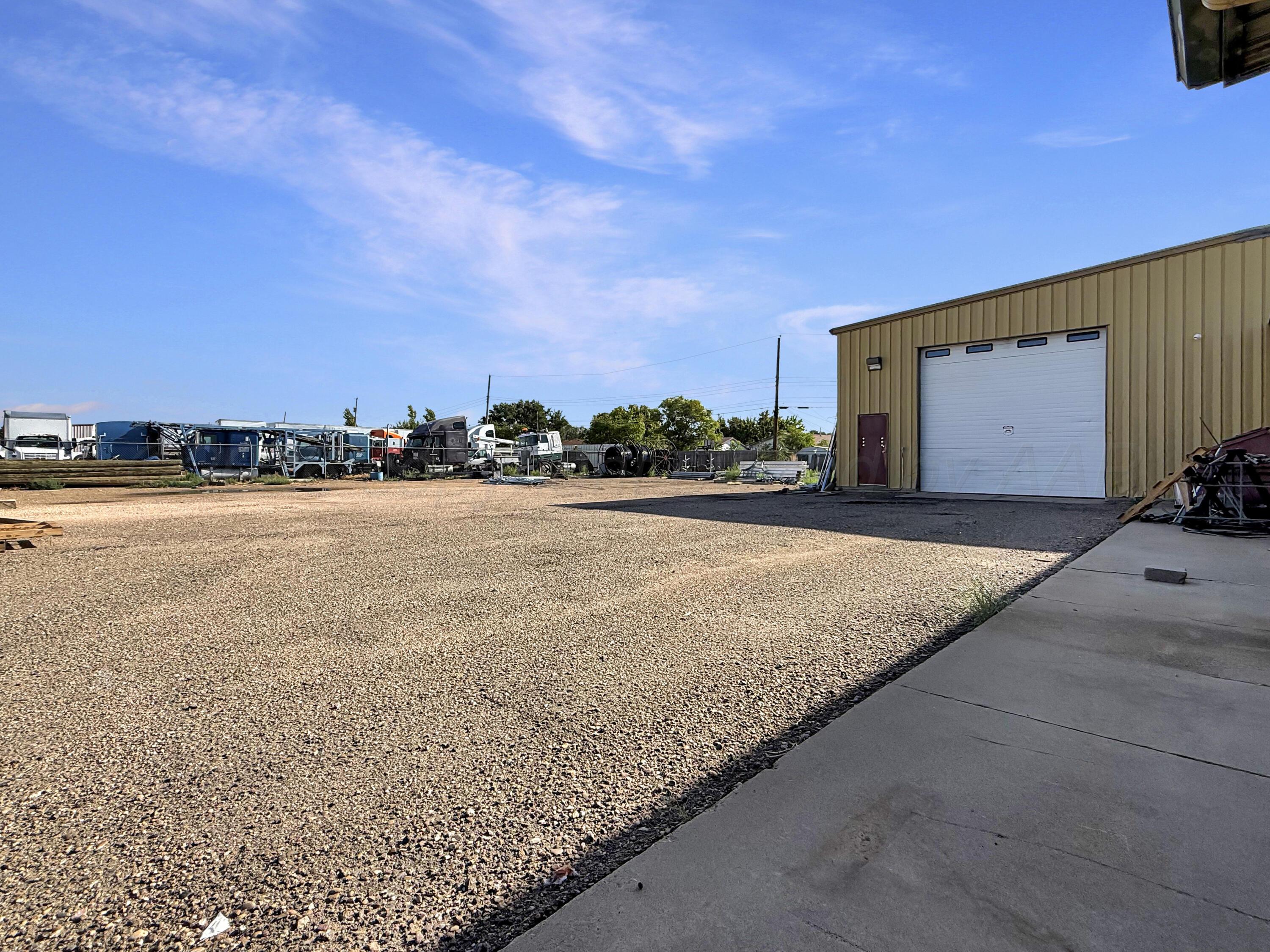 1621 S Bliss Avenue Property Photo 4