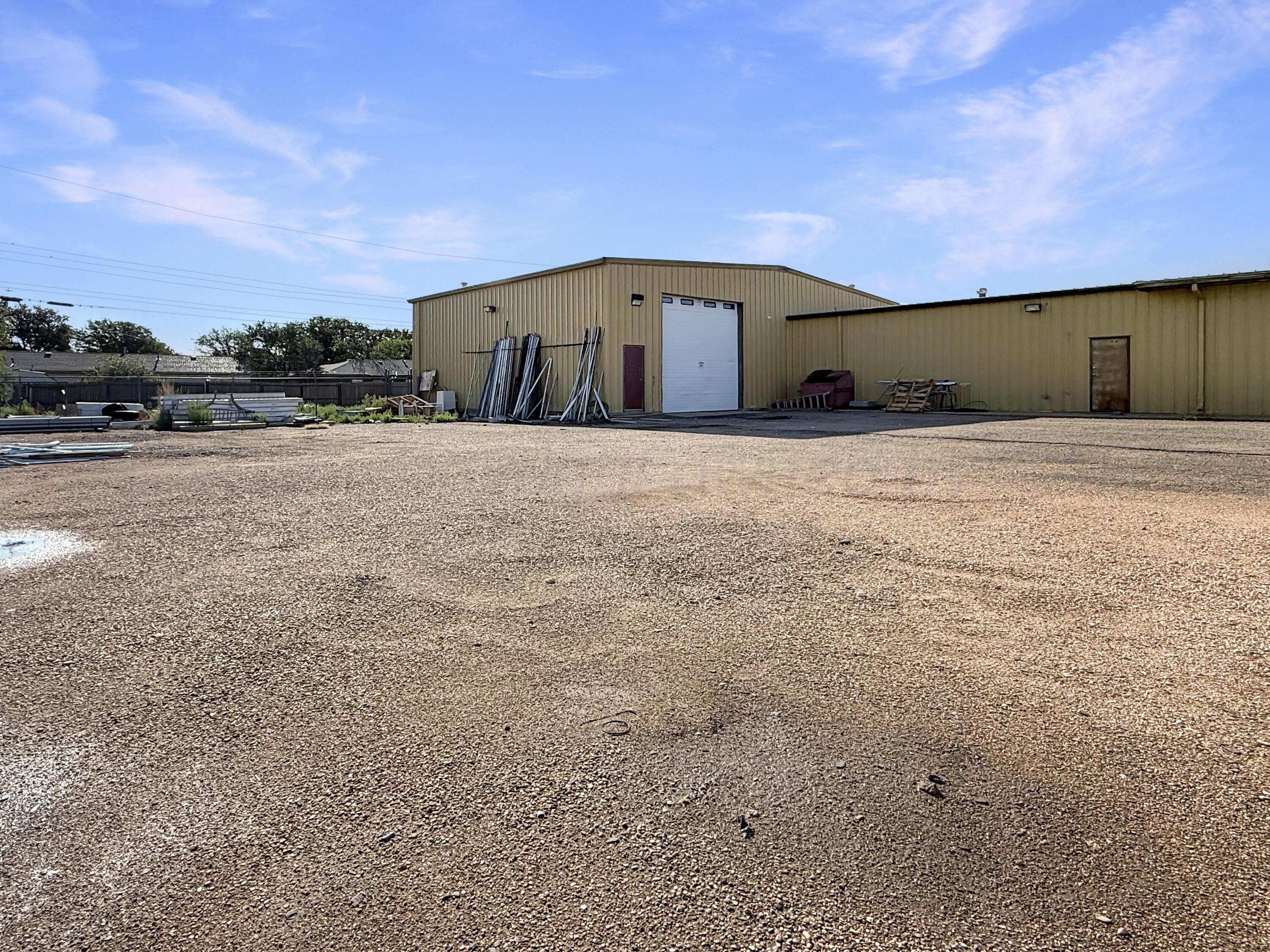 1621 S Bliss Avenue Property Photo 6