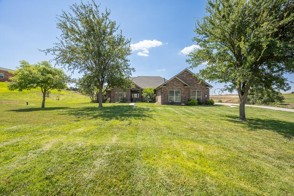 8401 Shady Lake Drive Property Photo 1