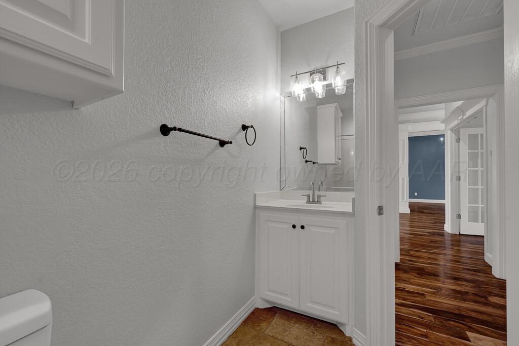 8401 Shady Lake Drive Property Photo 34
