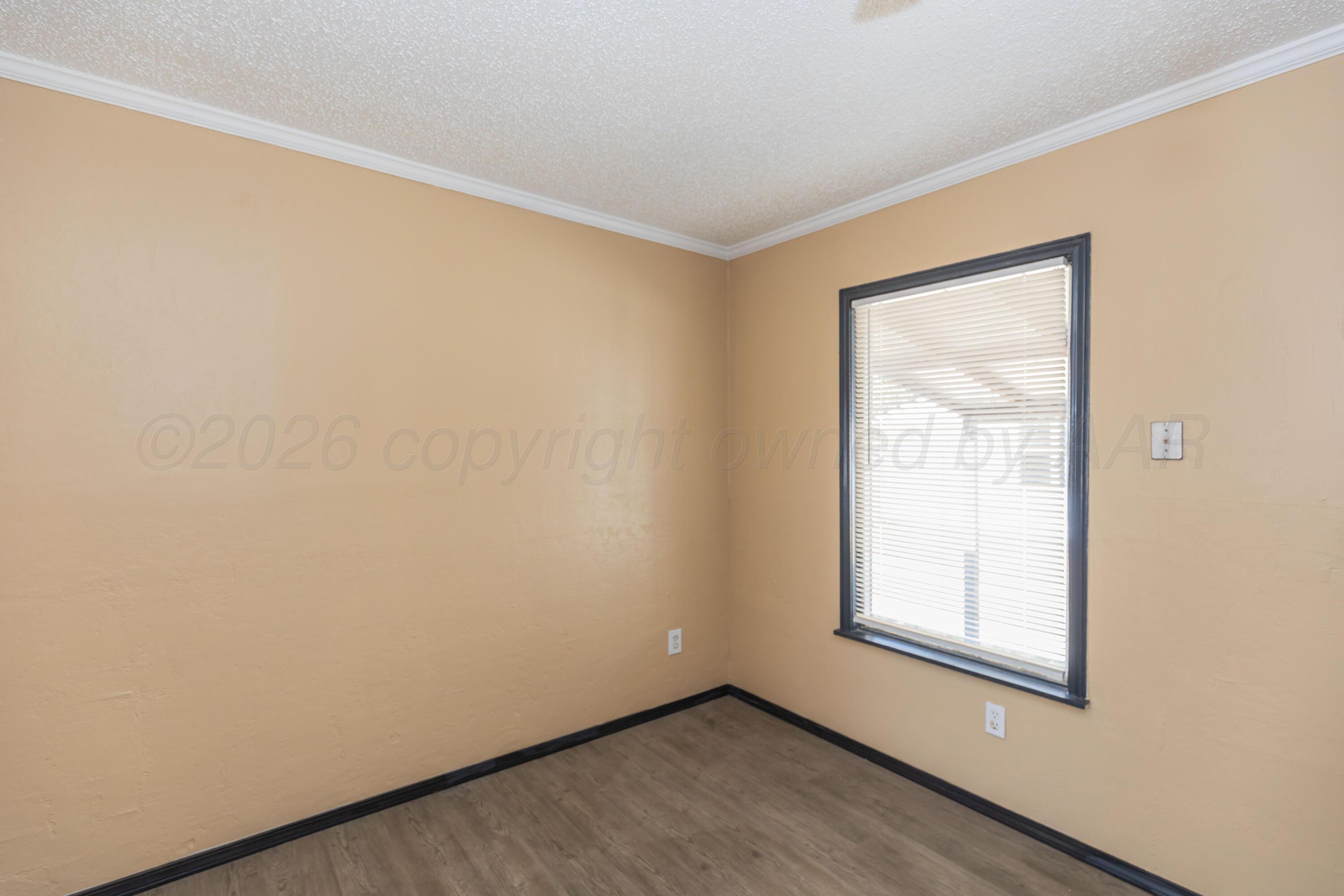 4008 Crockett Street Property Photo 14
