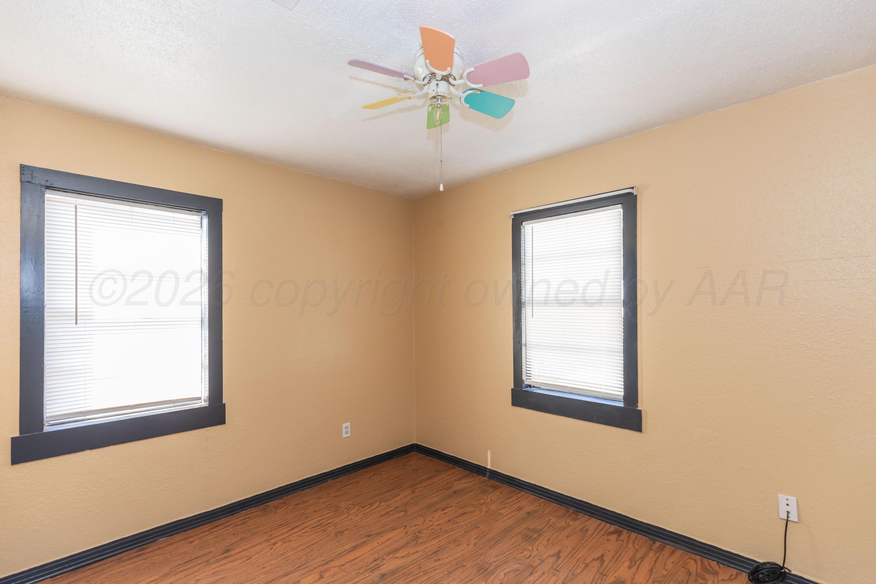 4008 Crockett Street Property Photo 18