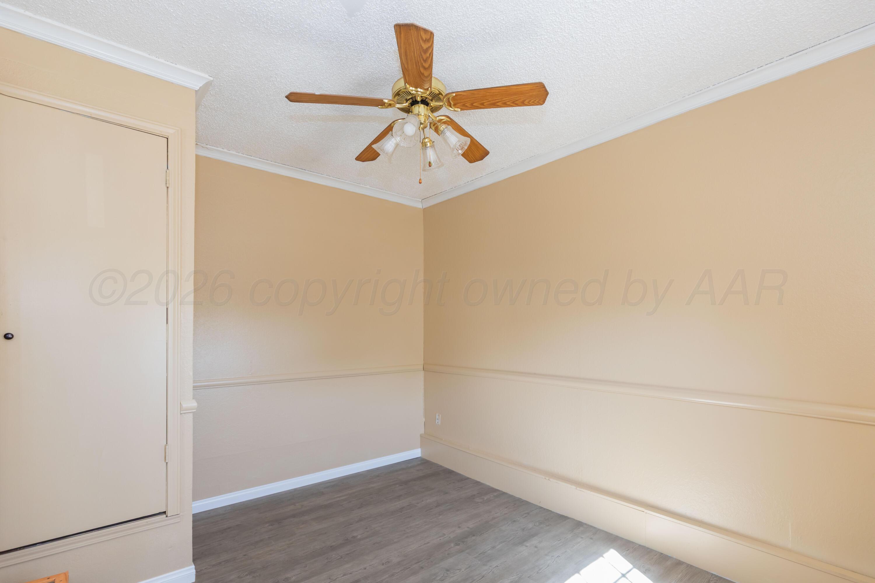 4008 Crockett Street Property Photo 23