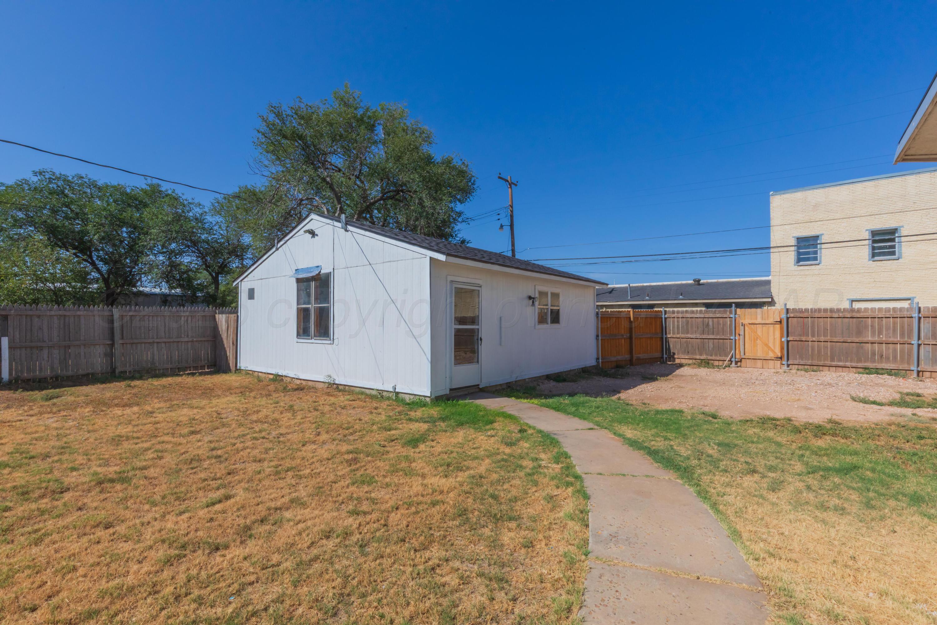 4008 Crockett Street Property Photo 32
