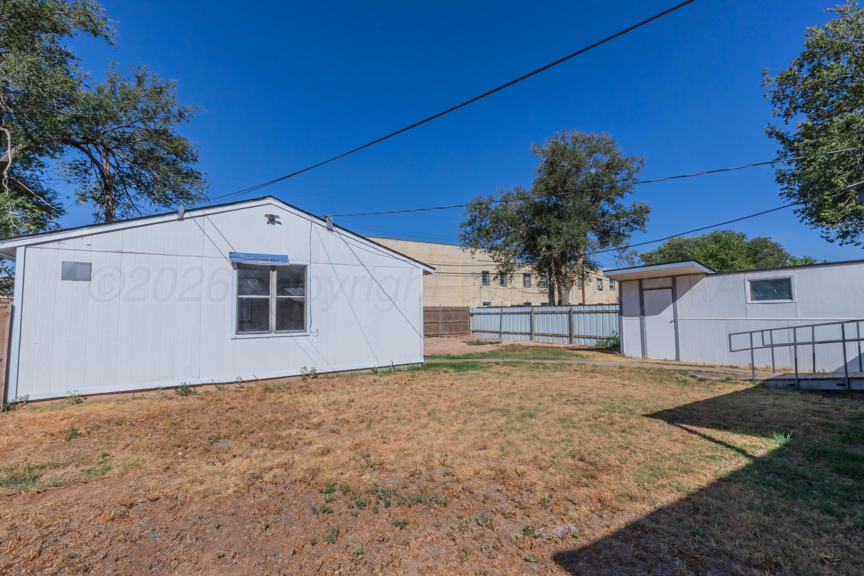 4008 Crockett Street Property Photo 35