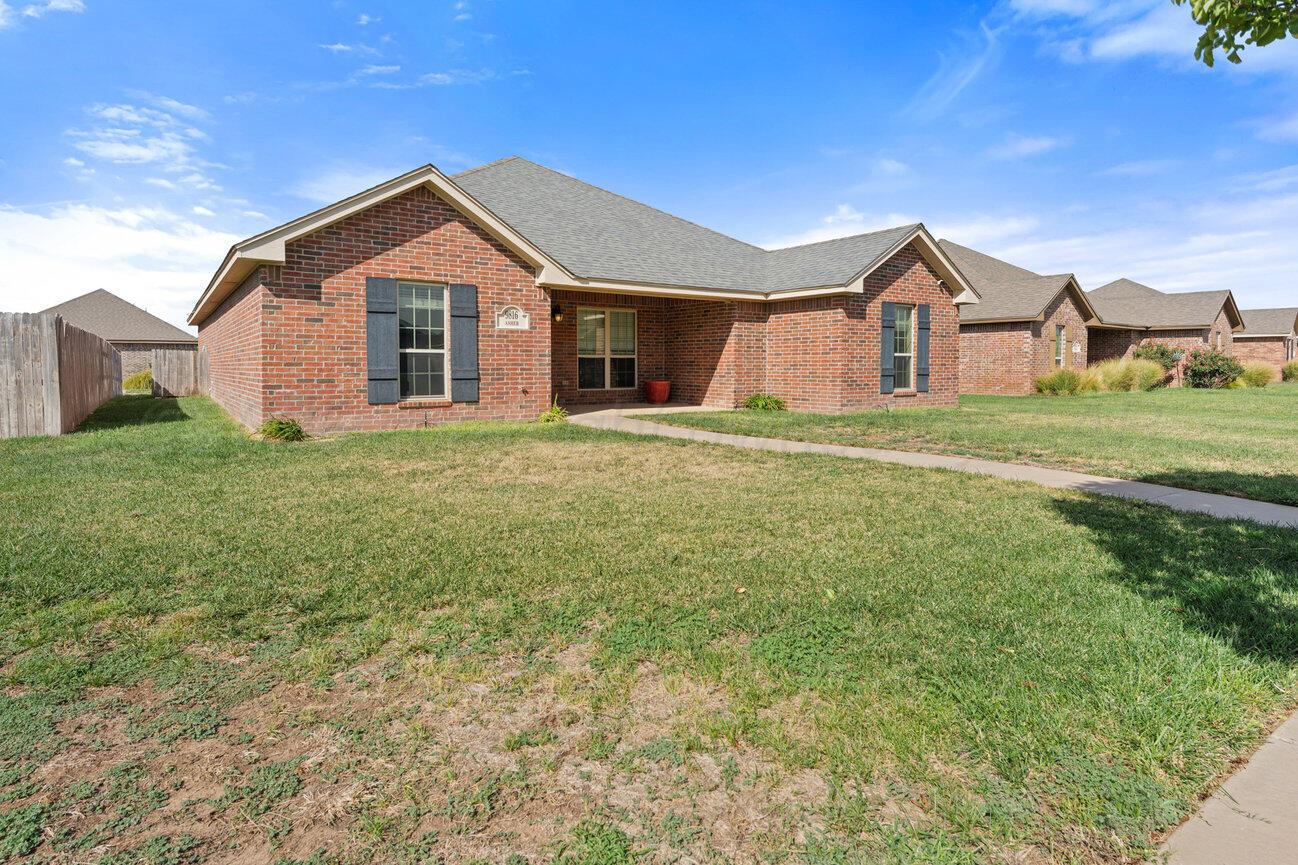 9816 Asher Avenue Property Photo 3