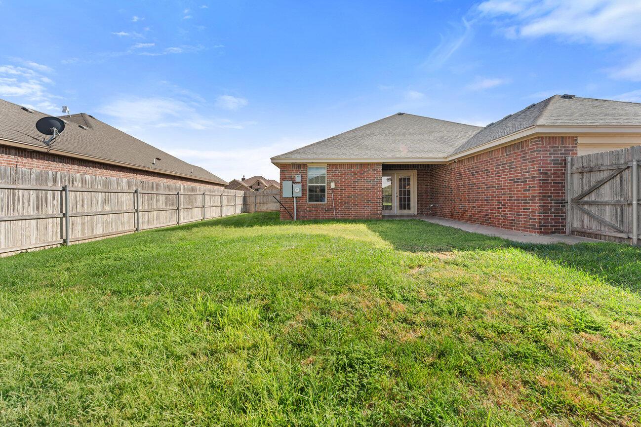 9816 Asher Avenue Property Photo 30