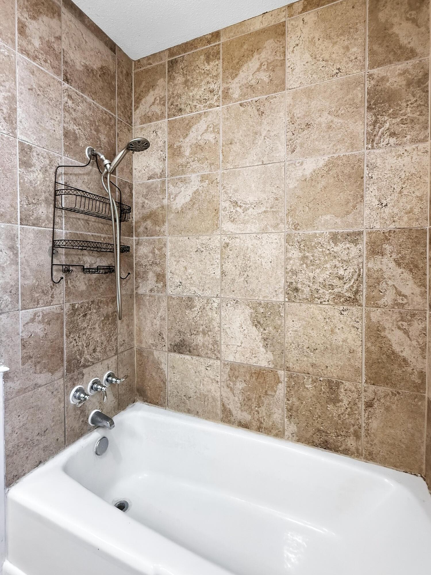 1409 Bluebonnet Street Property Photo 24