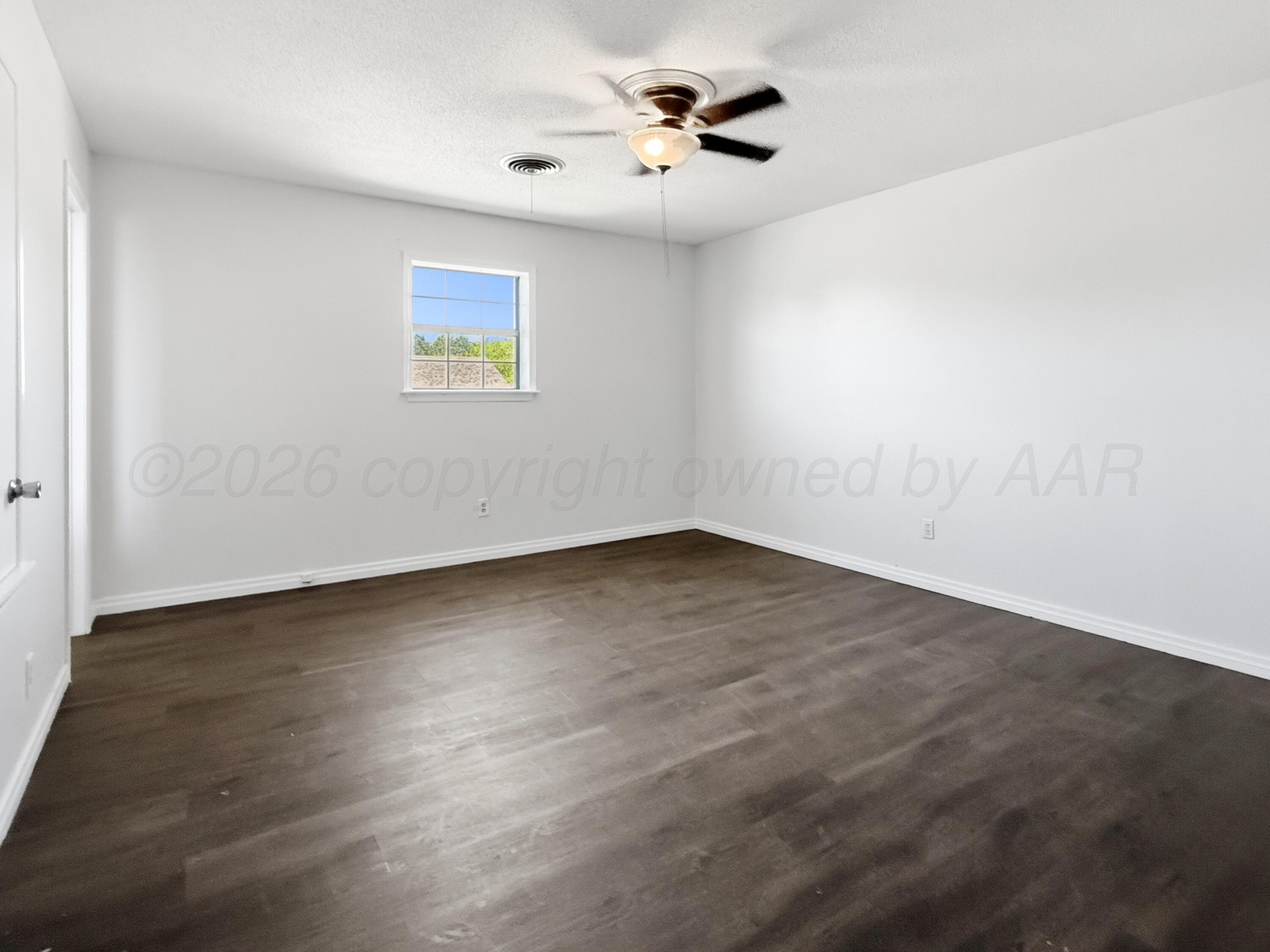 1409 Bluebonnet Street Property Photo 28