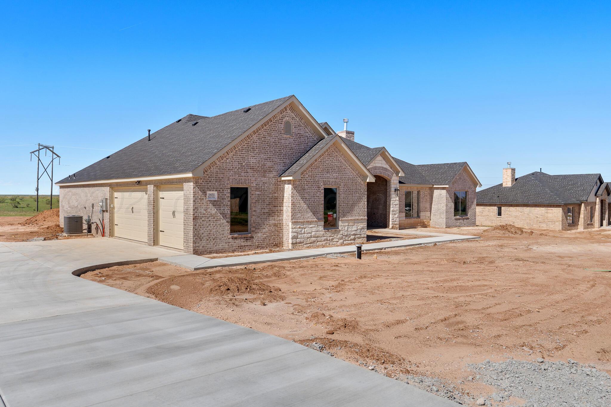 1451 Blakely Hollow Drive Property Photo 4