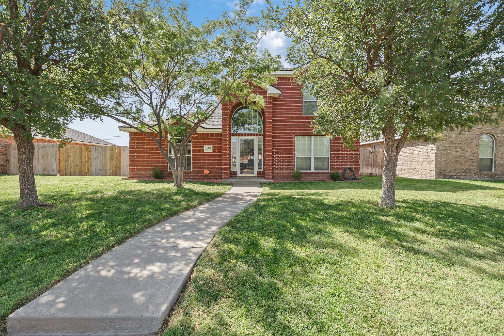 1003 Pikes Peak Drive Property Photo 2