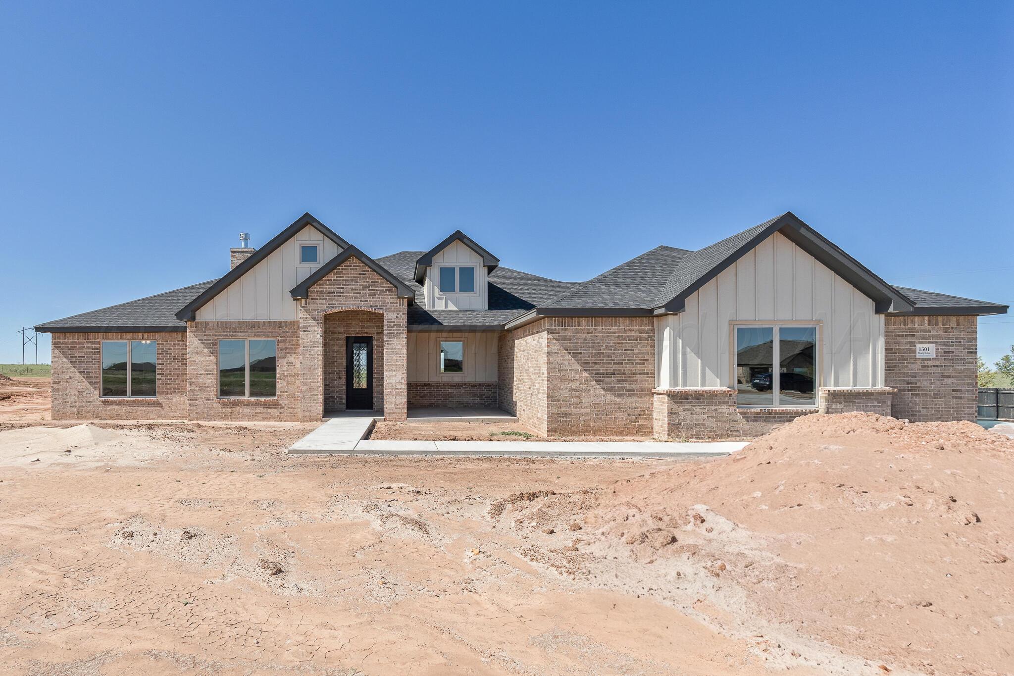 1501 Blakely Hollow Drive Property Photo 1
