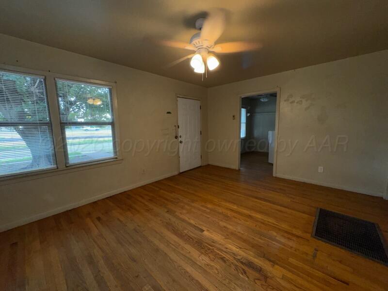 1304 - A Sw 18th Avenue Property Photo 4