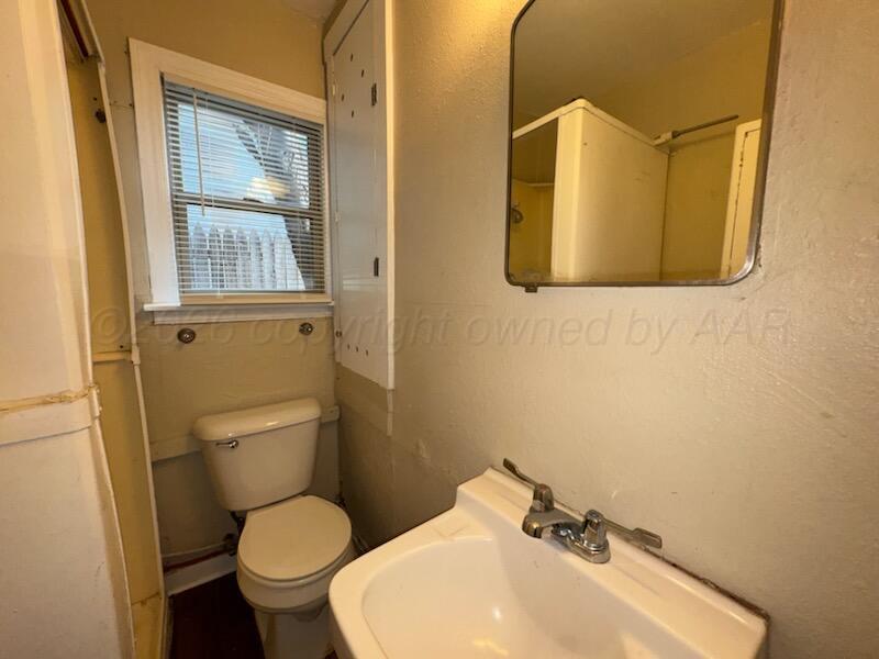 311 - Rear S Austin Street Property Photo 3