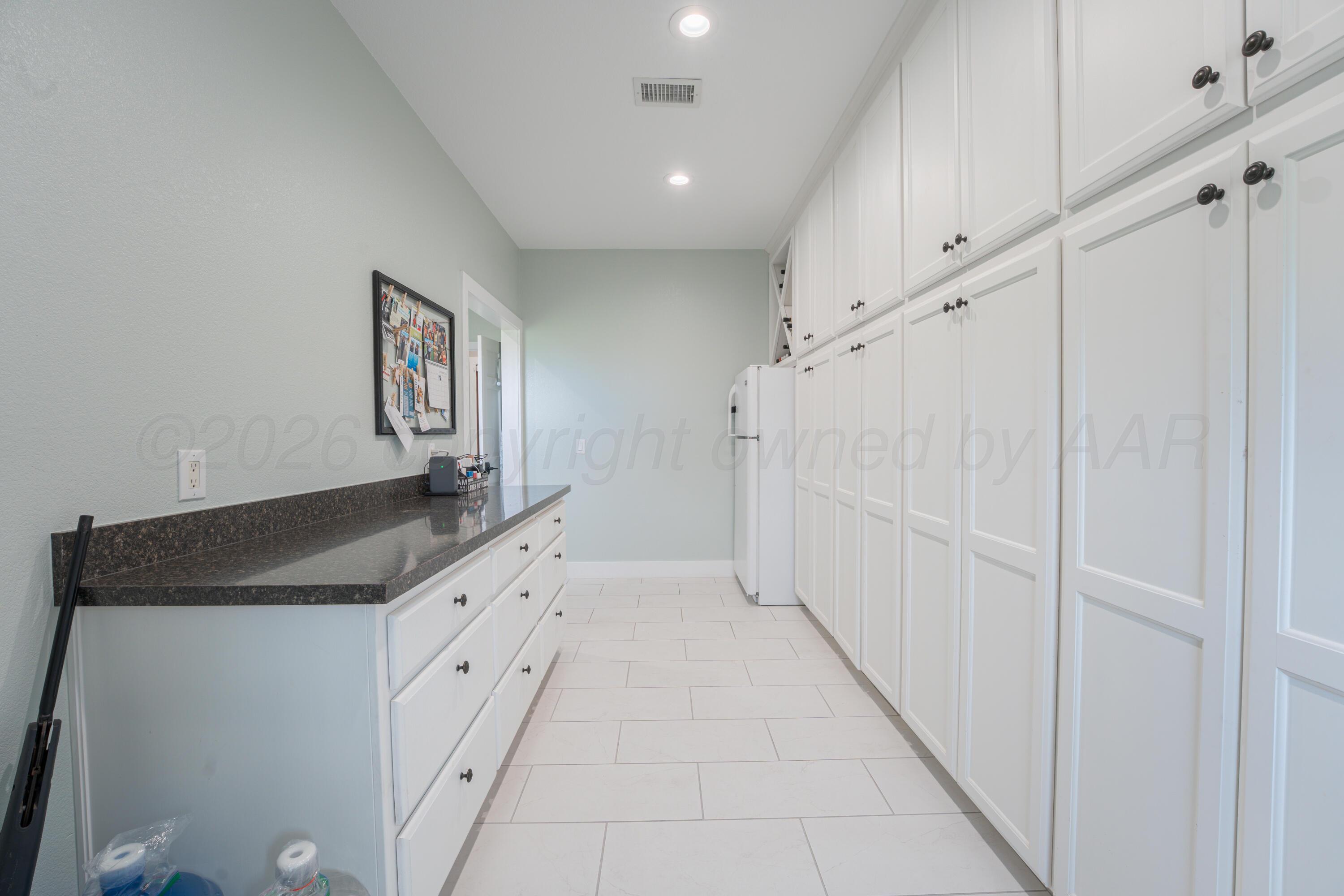 1251 S Girl Scout Road Property Photo 20