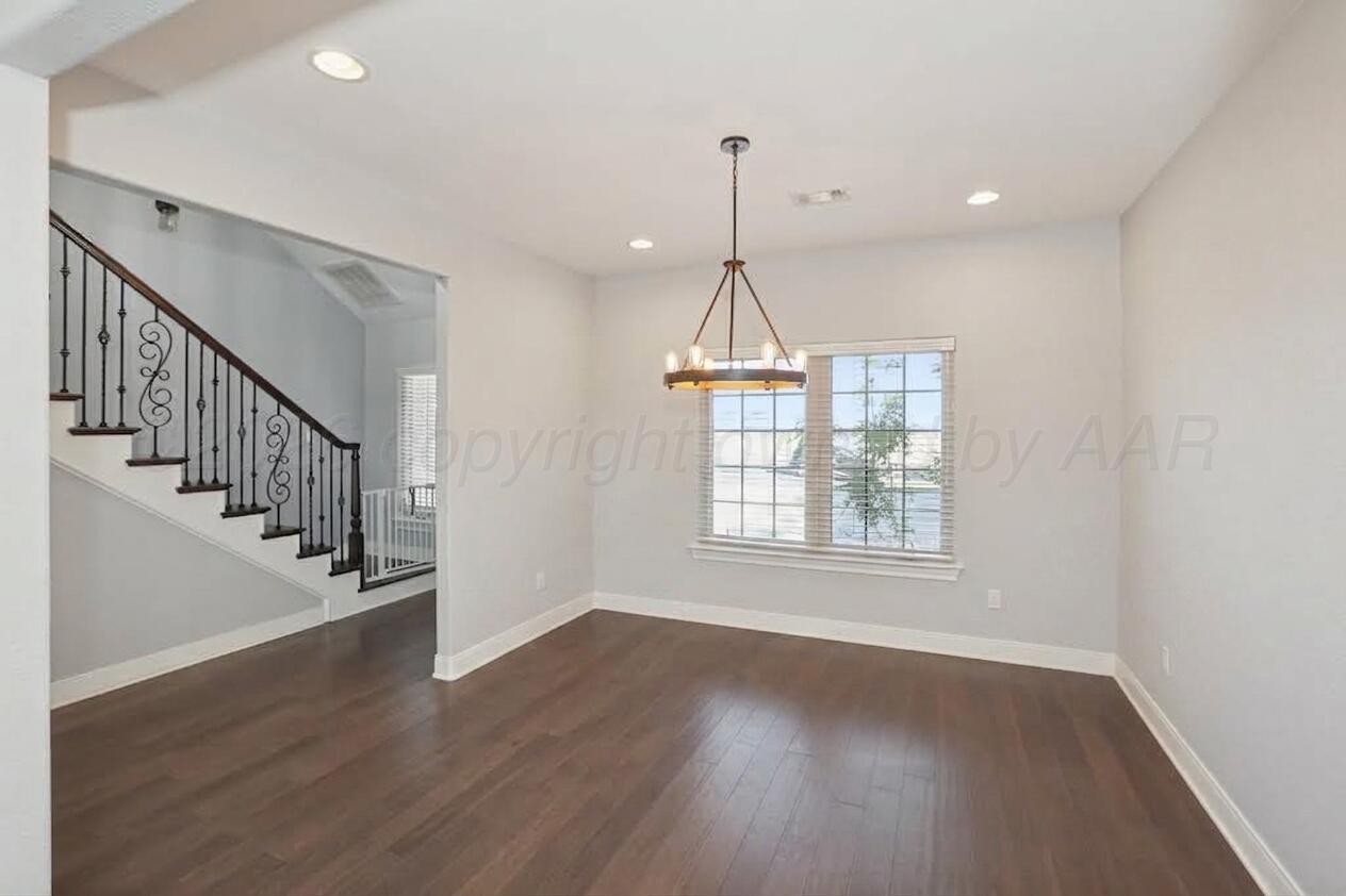 6901 Foxtail Pine Place Property Photo 4