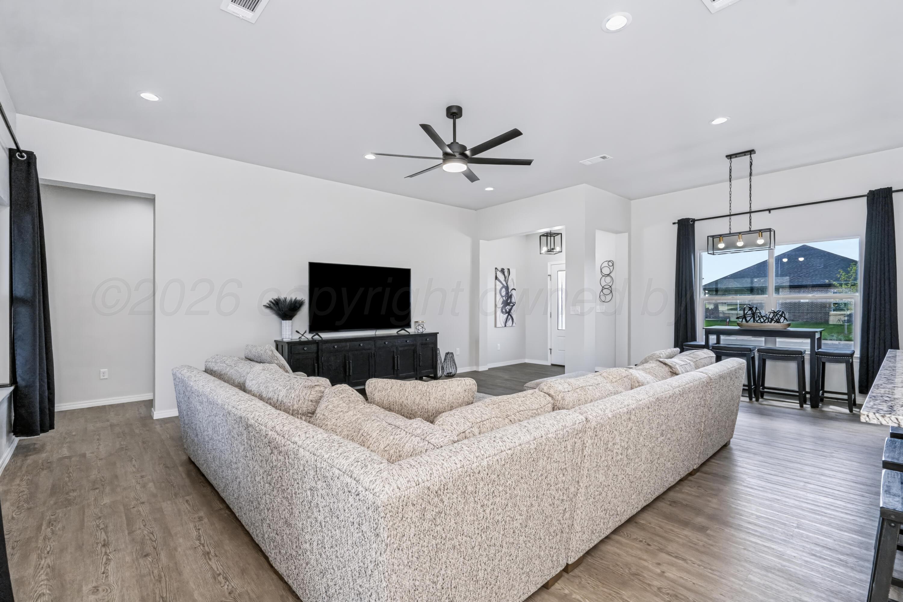 7607 Arlo Drive Property Photo 12