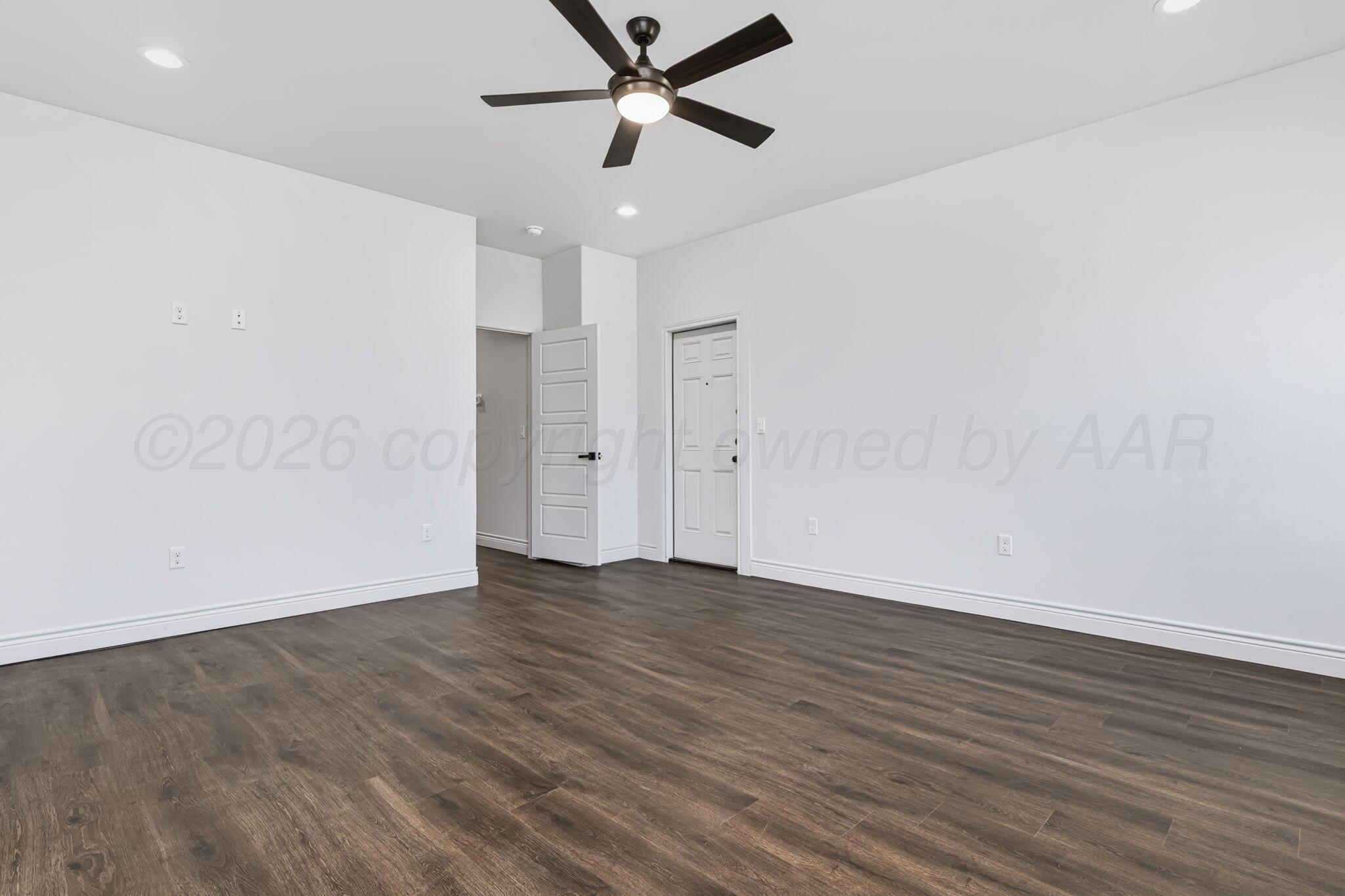 9408 Bethpage Avenue Property Photo 15