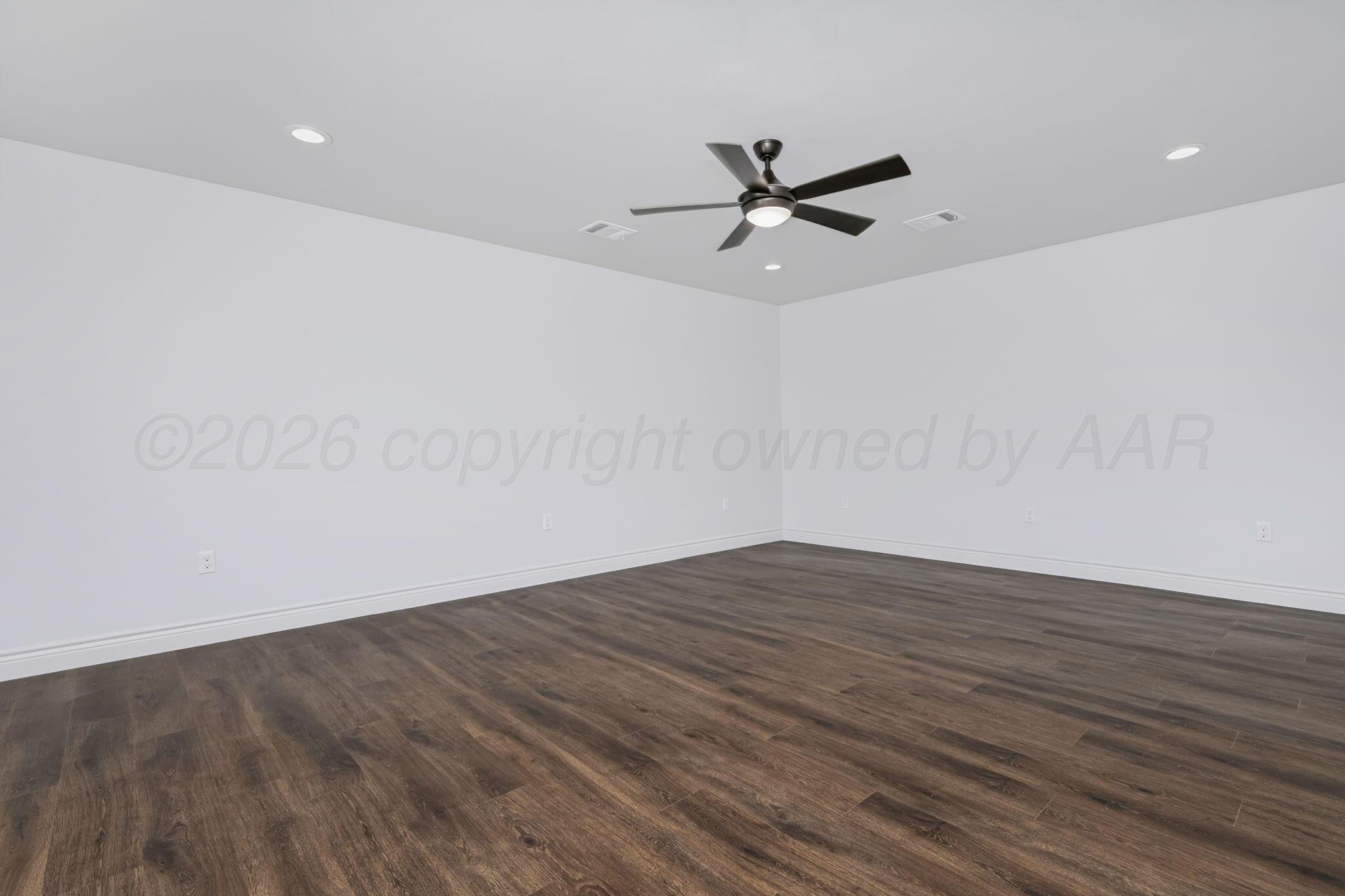 9408 Bethpage Avenue Property Photo 23