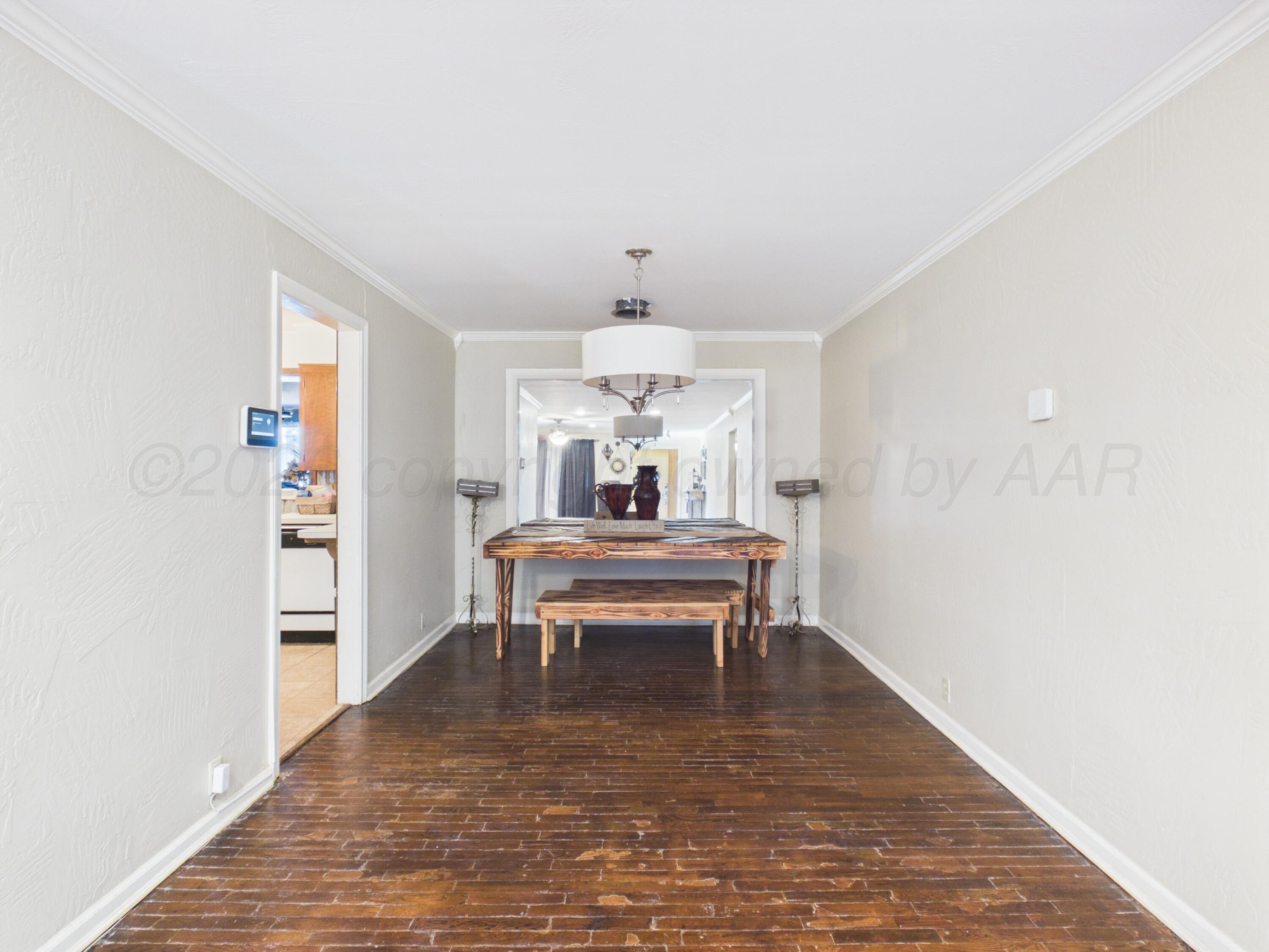 1704 N Christine Street Property Photo 11