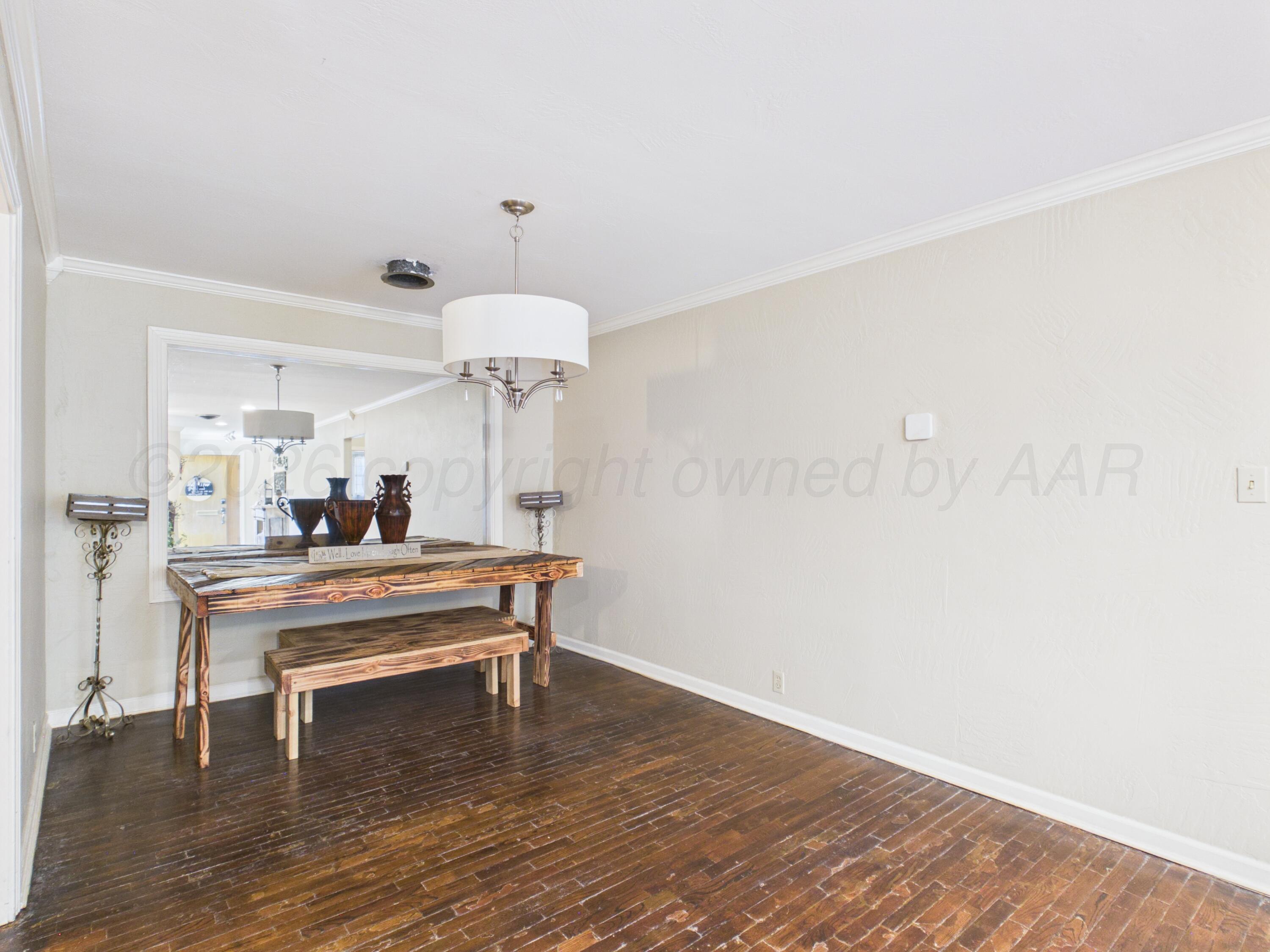 1704 N Christine Street Property Photo 12