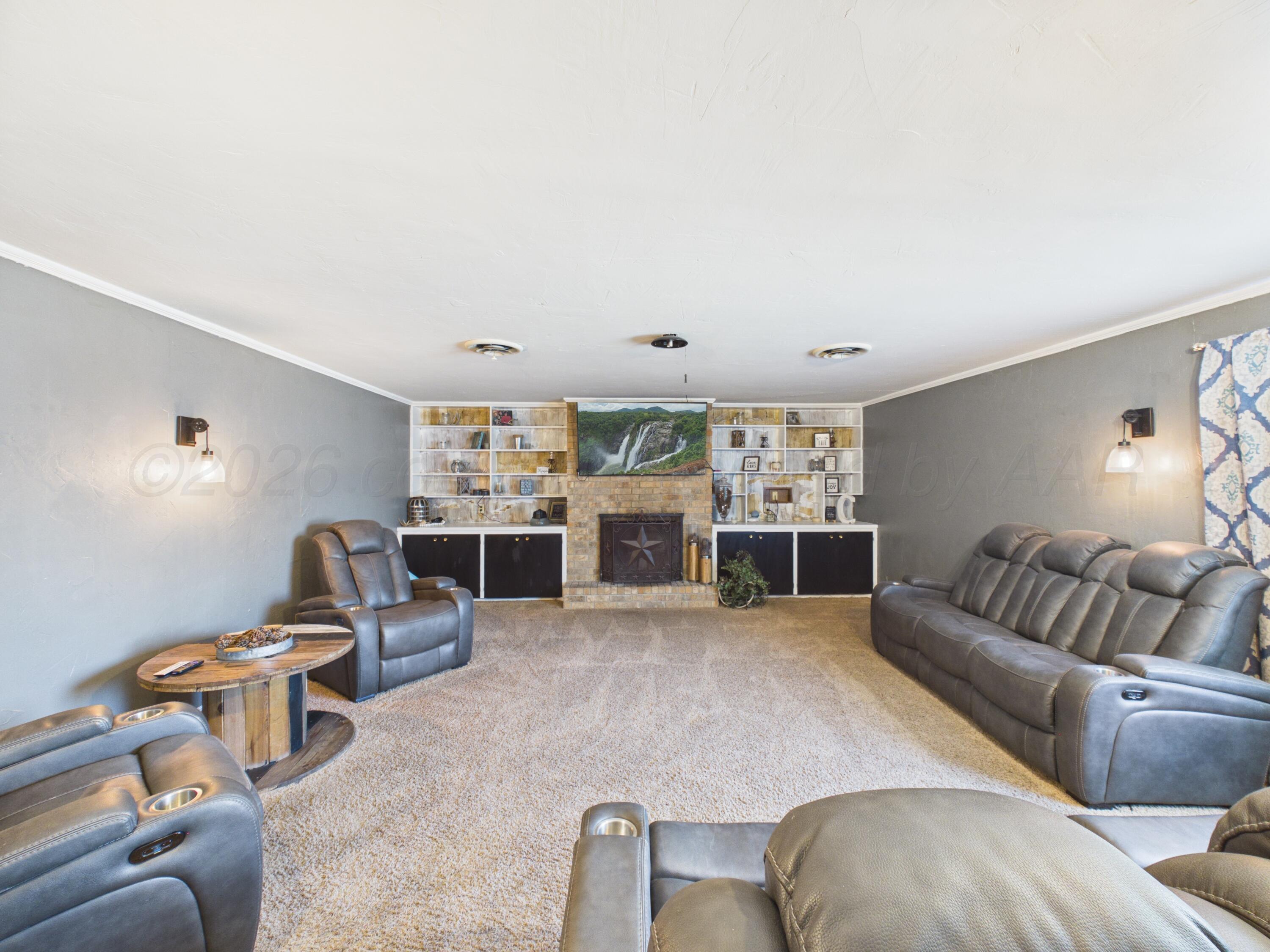 1704 N Christine Street Property Photo 13