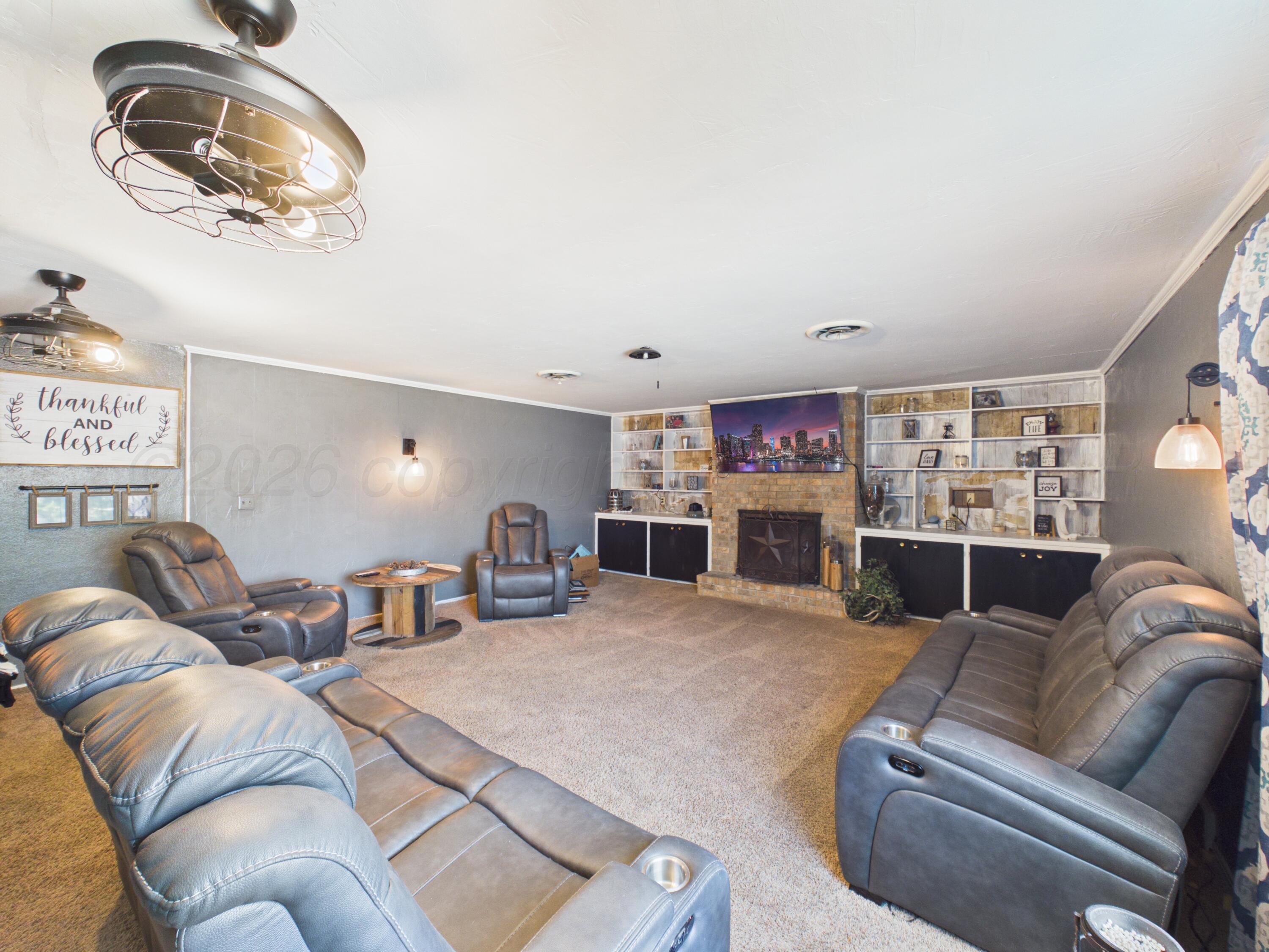 1704 N Christine Street Property Photo 14