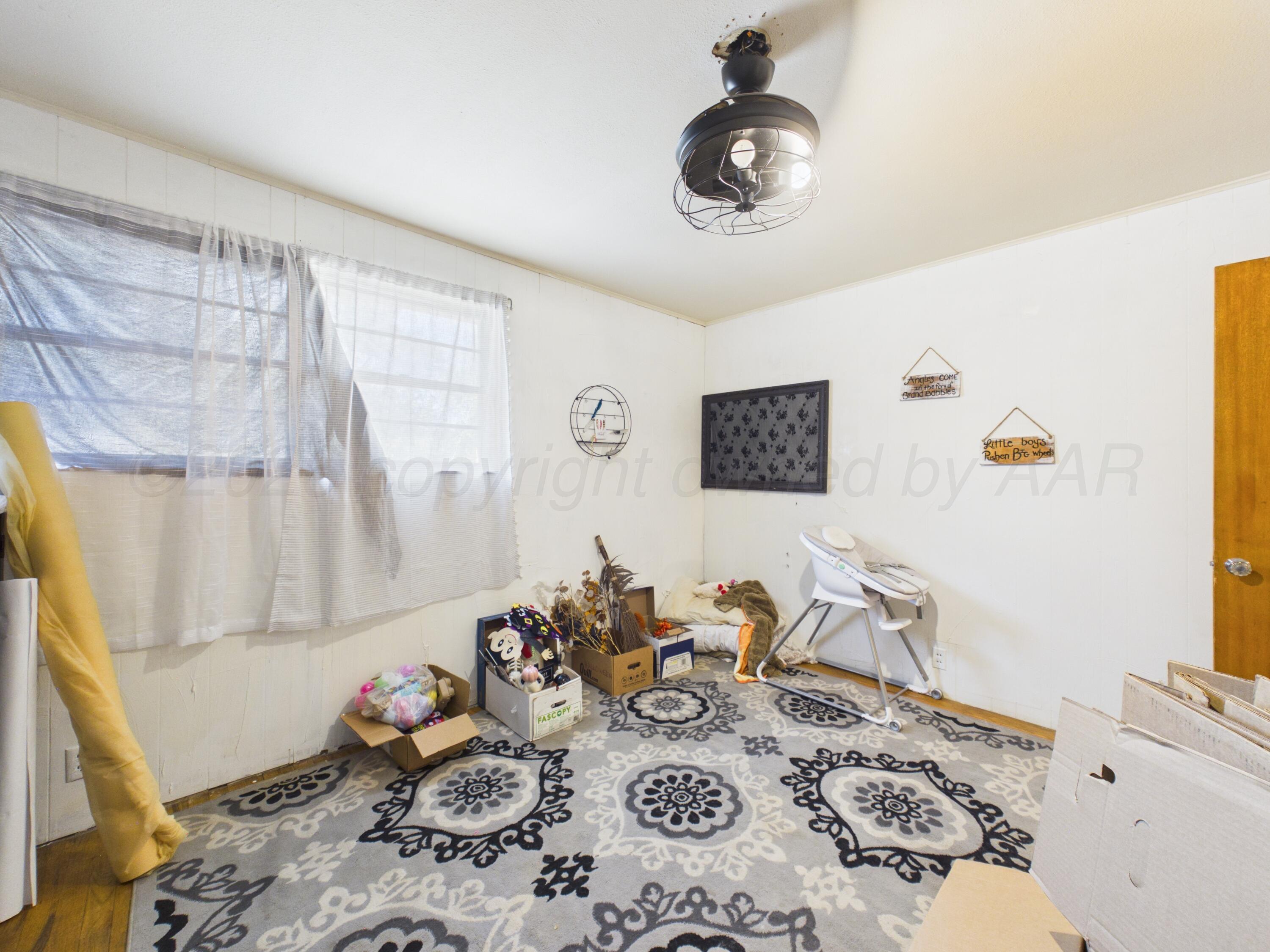 1704 N Christine Street Property Photo 21