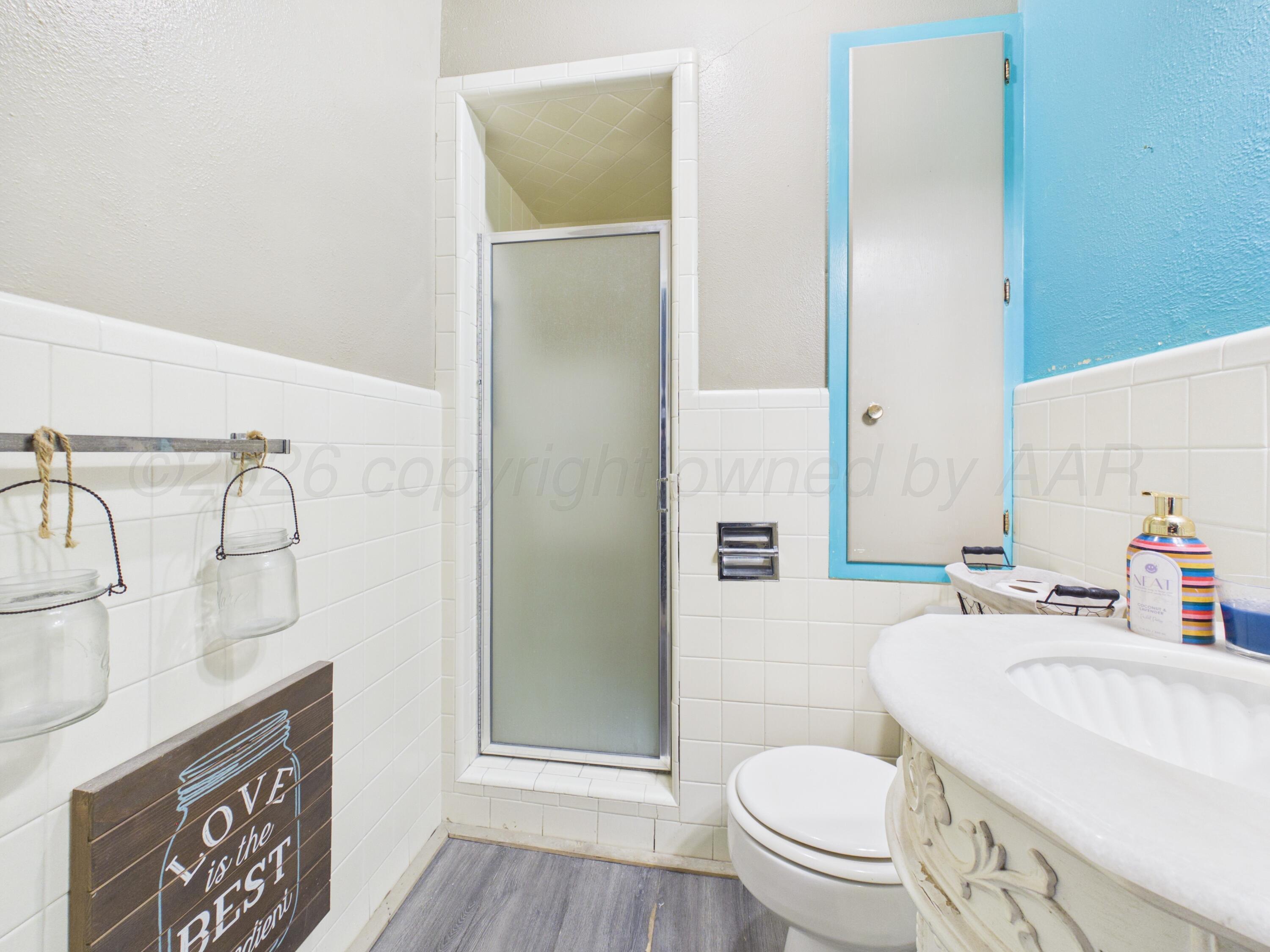 1704 N Christine Street Property Photo 33