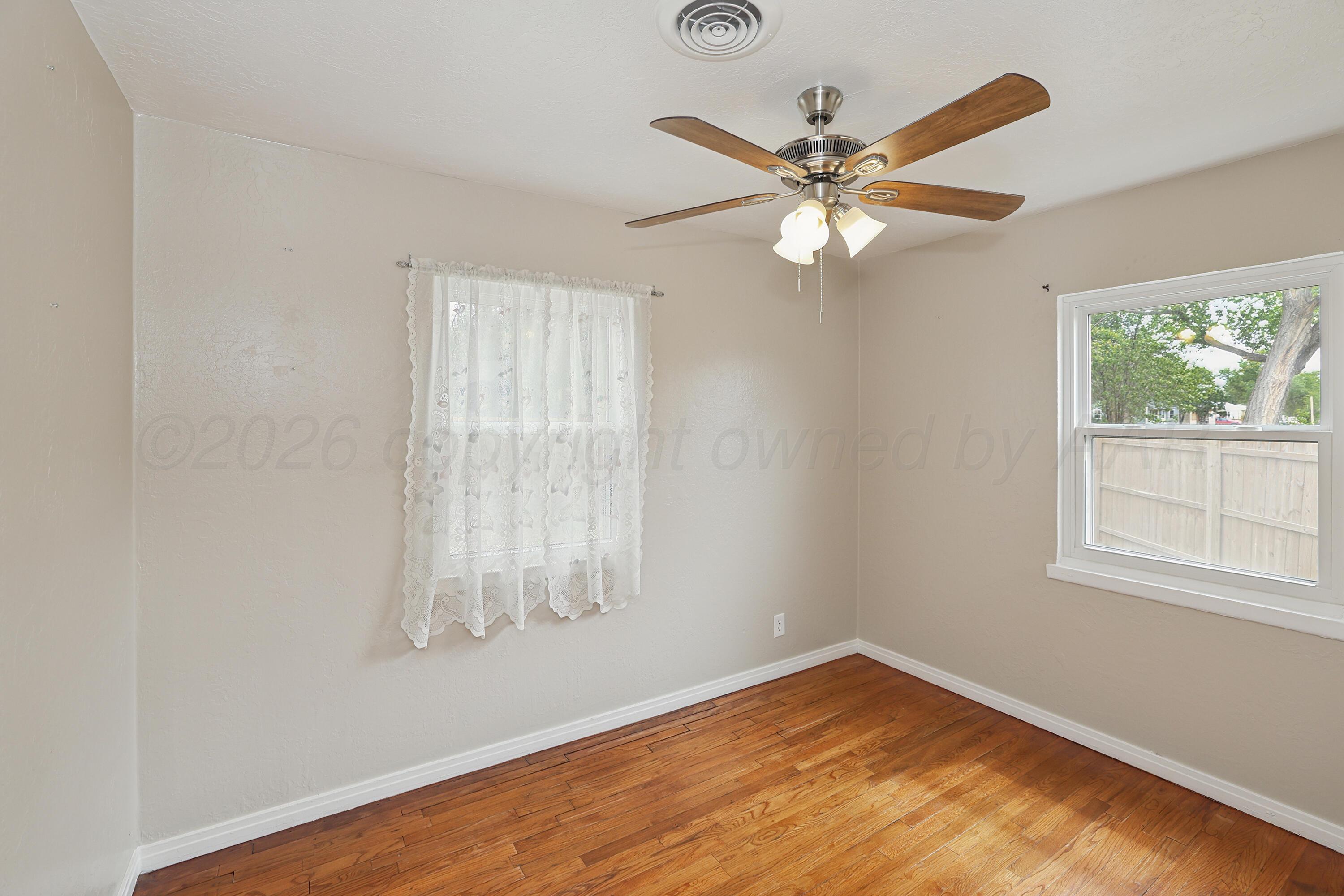 2701 20th Avenue Property Photo 12
