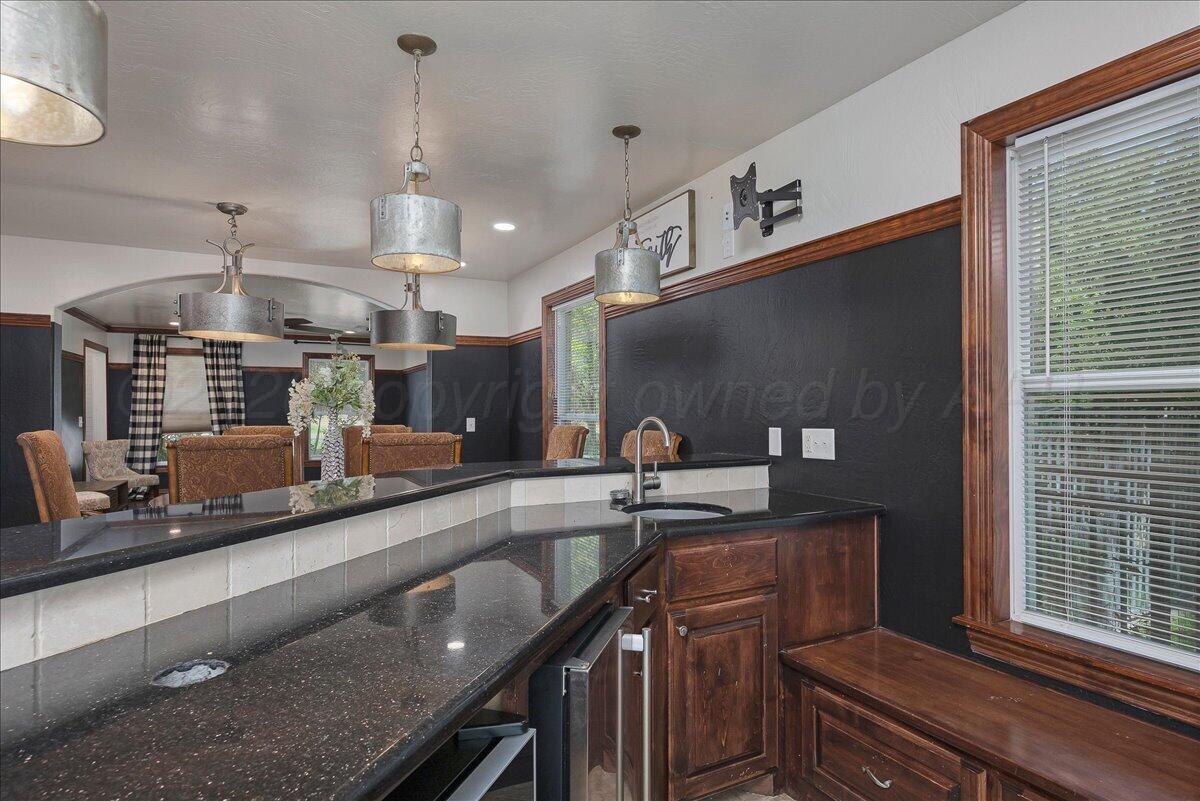 519 S Shore Drive Property Photo 18