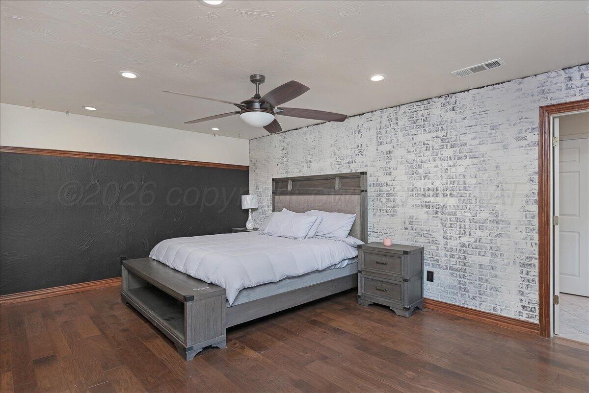 519 S Shore Drive Property Photo 22