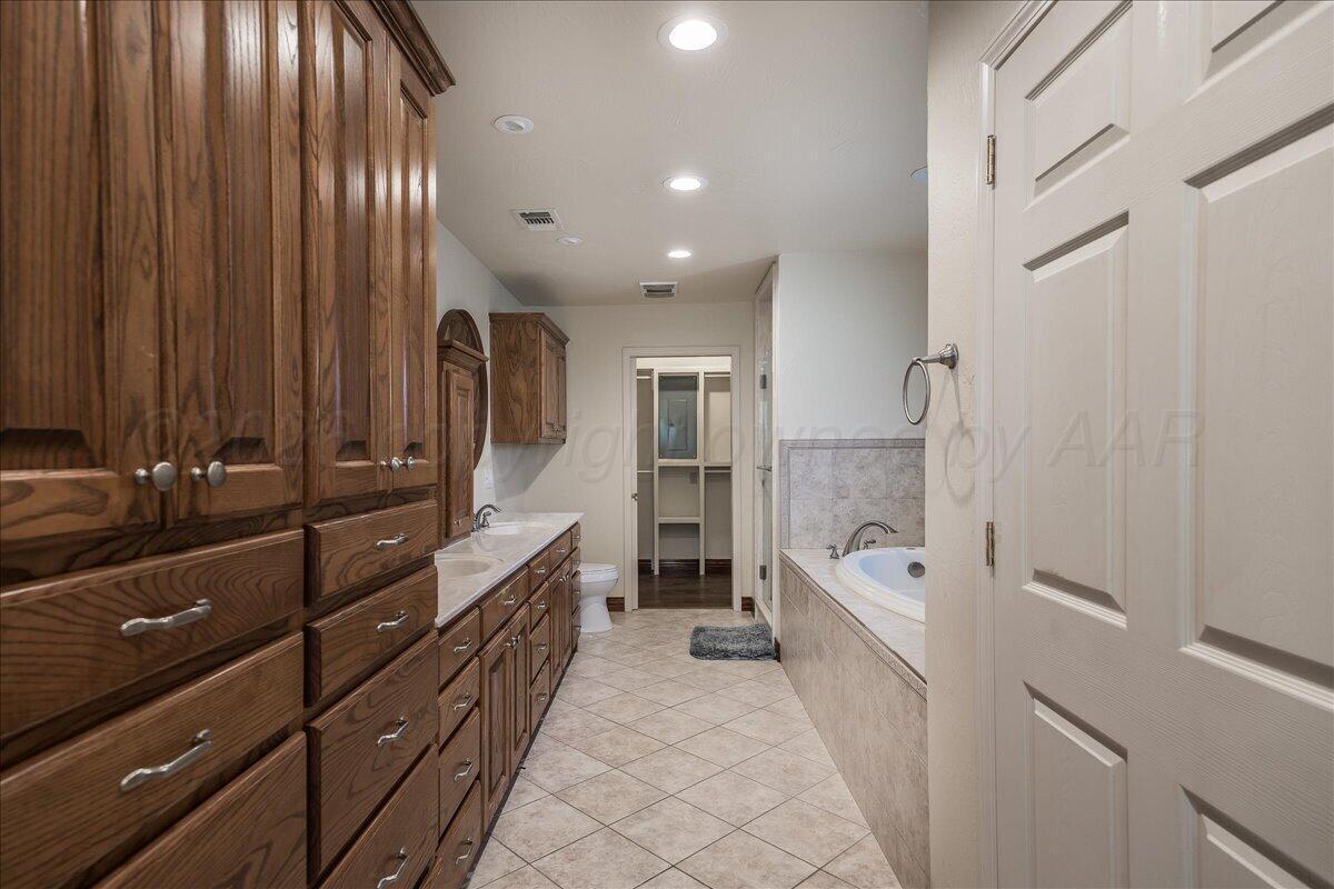 519 S Shore Drive Property Photo 24