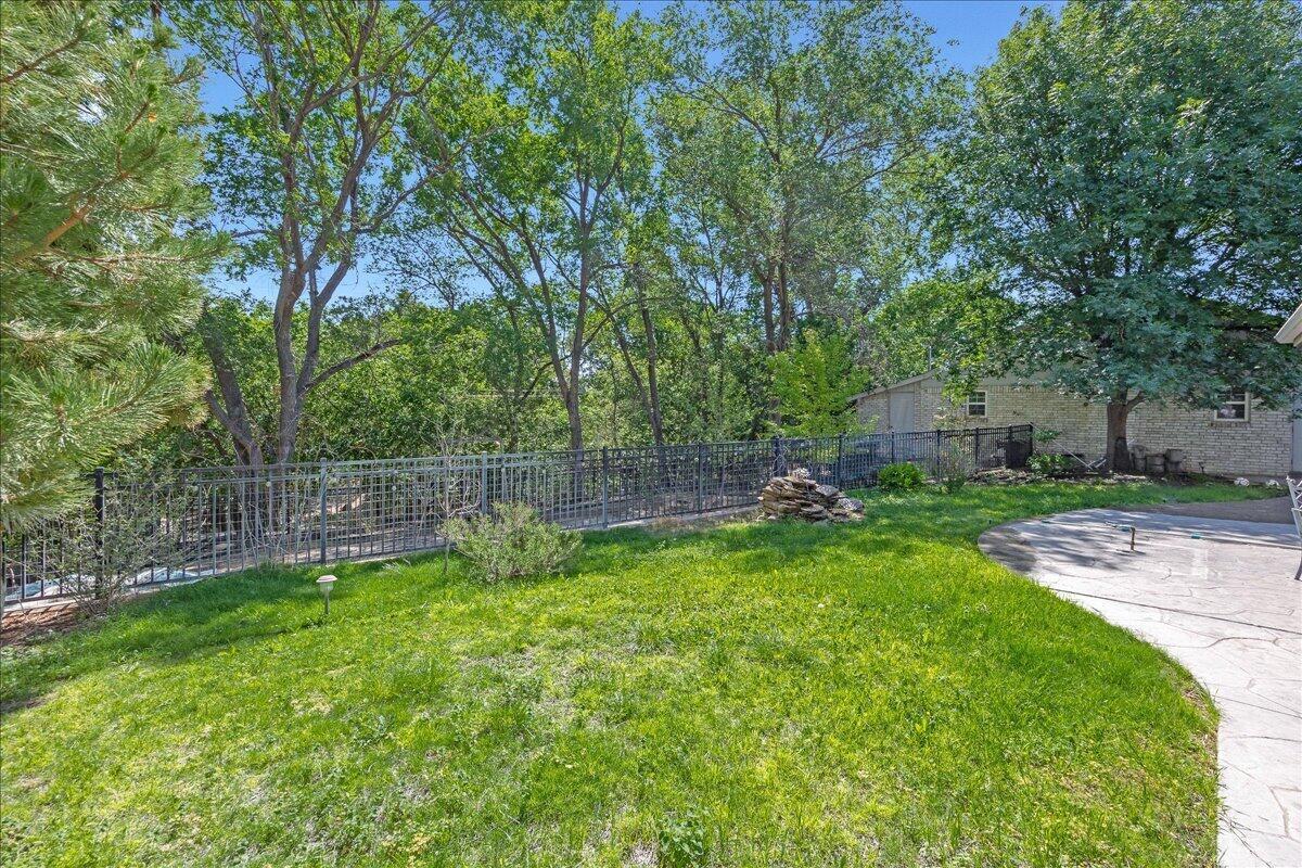 519 S Shore Drive Property Photo 45