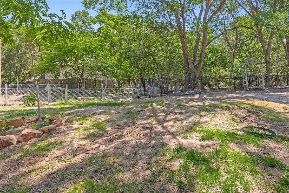 519 S Shore Drive Property Photo 48