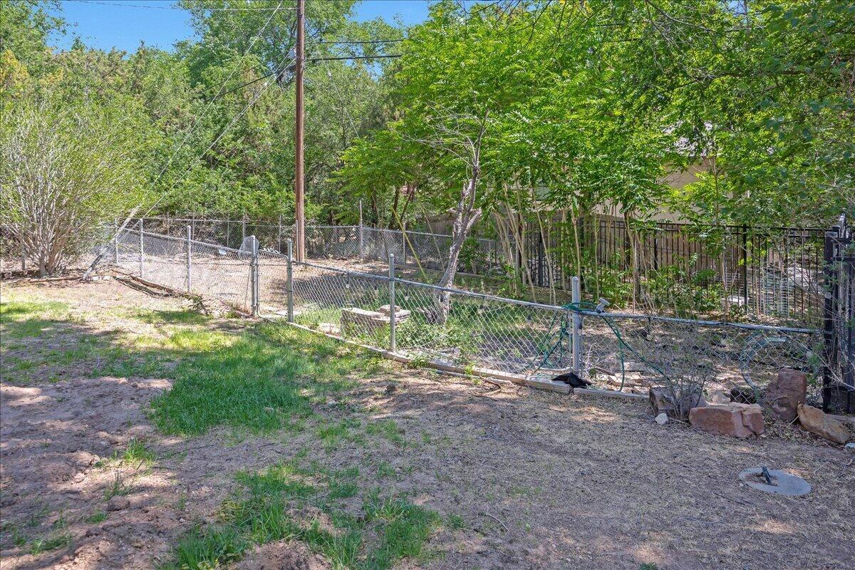 519 S Shore Drive Property Photo 49