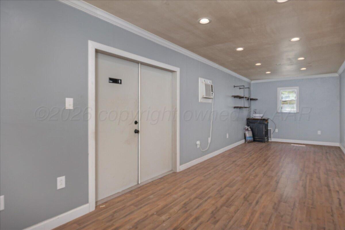 519 S Shore Drive Property Photo 51