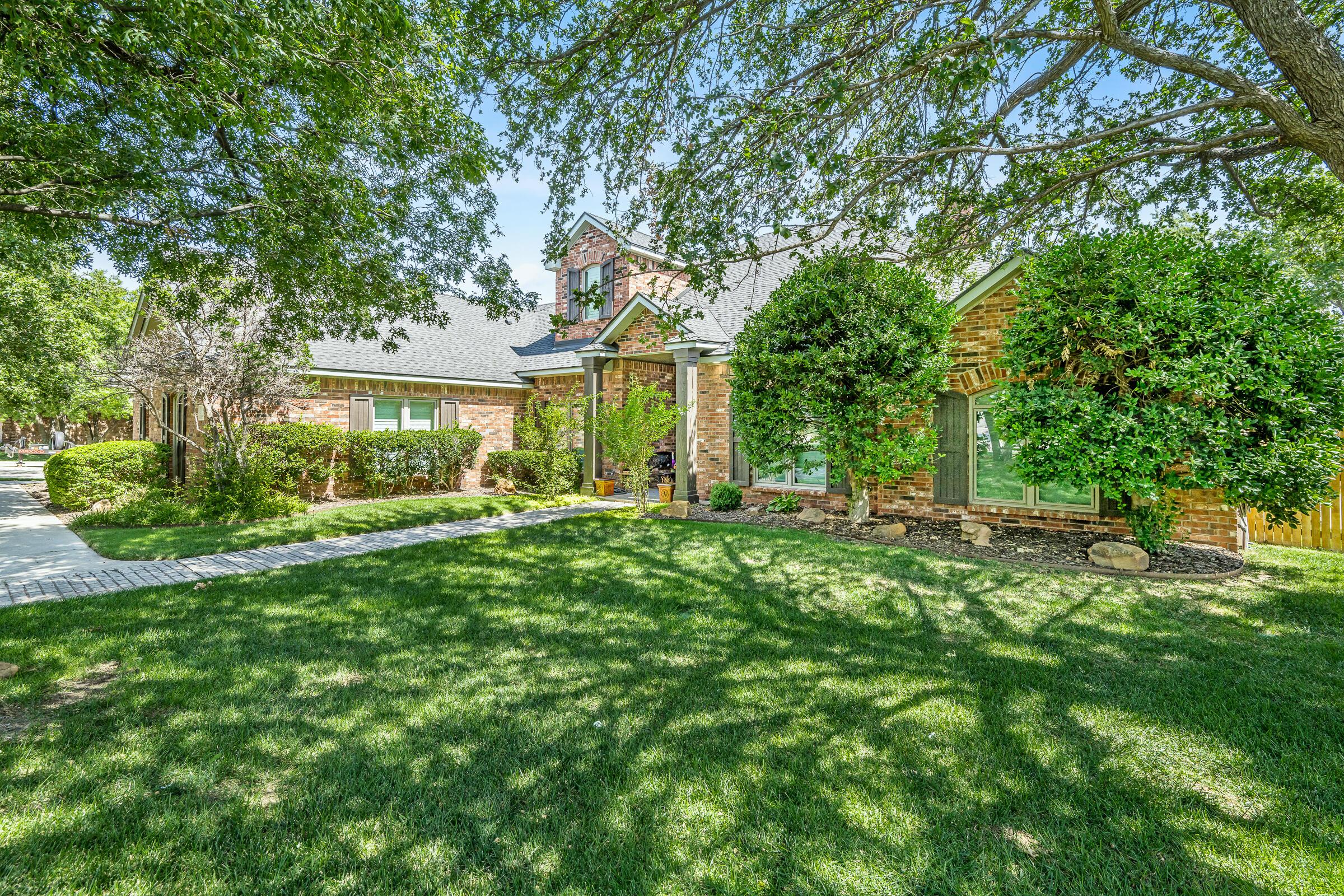 8 Carnoustie Lane Property Photo 2