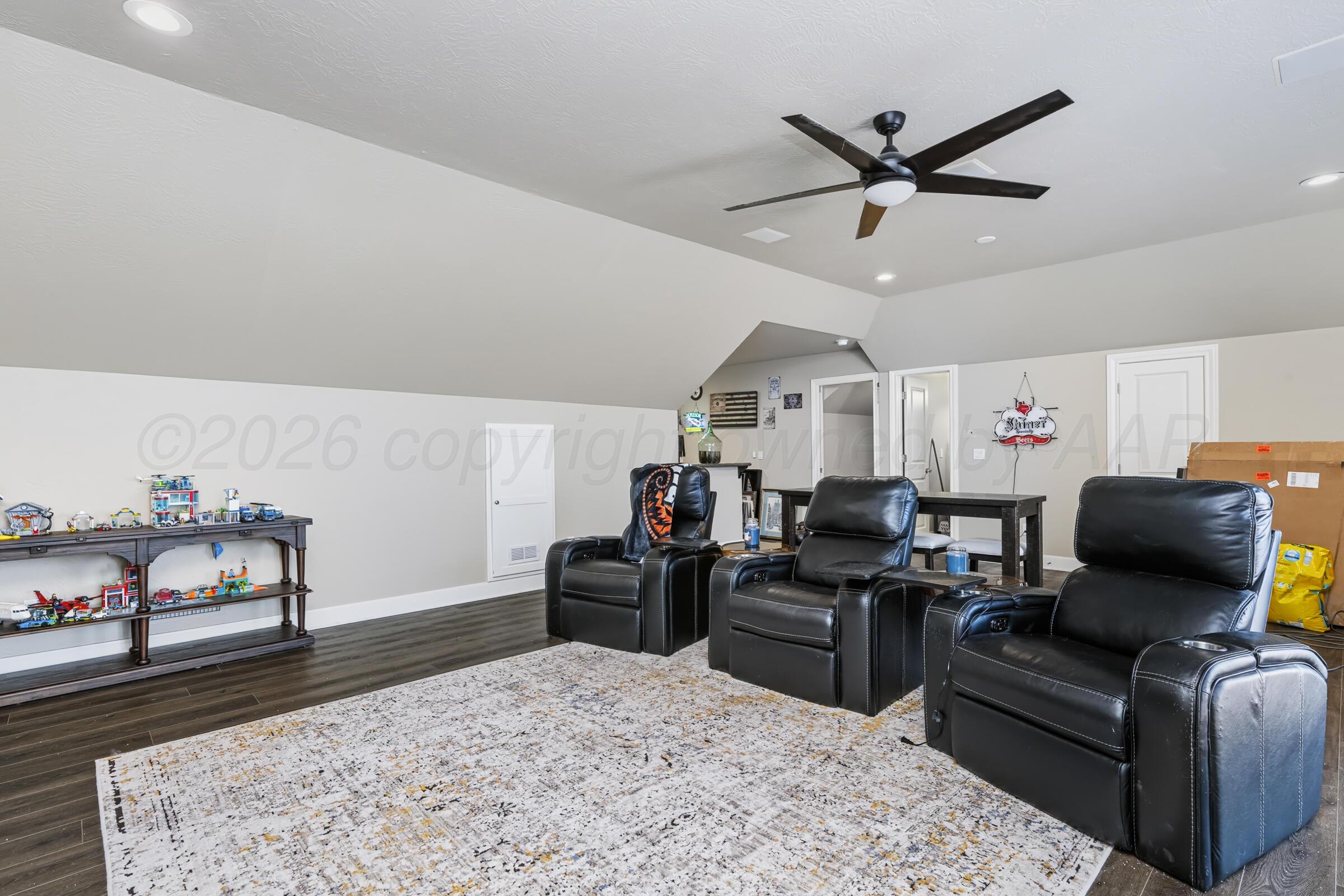 8 Carnoustie Lane Property Photo 21