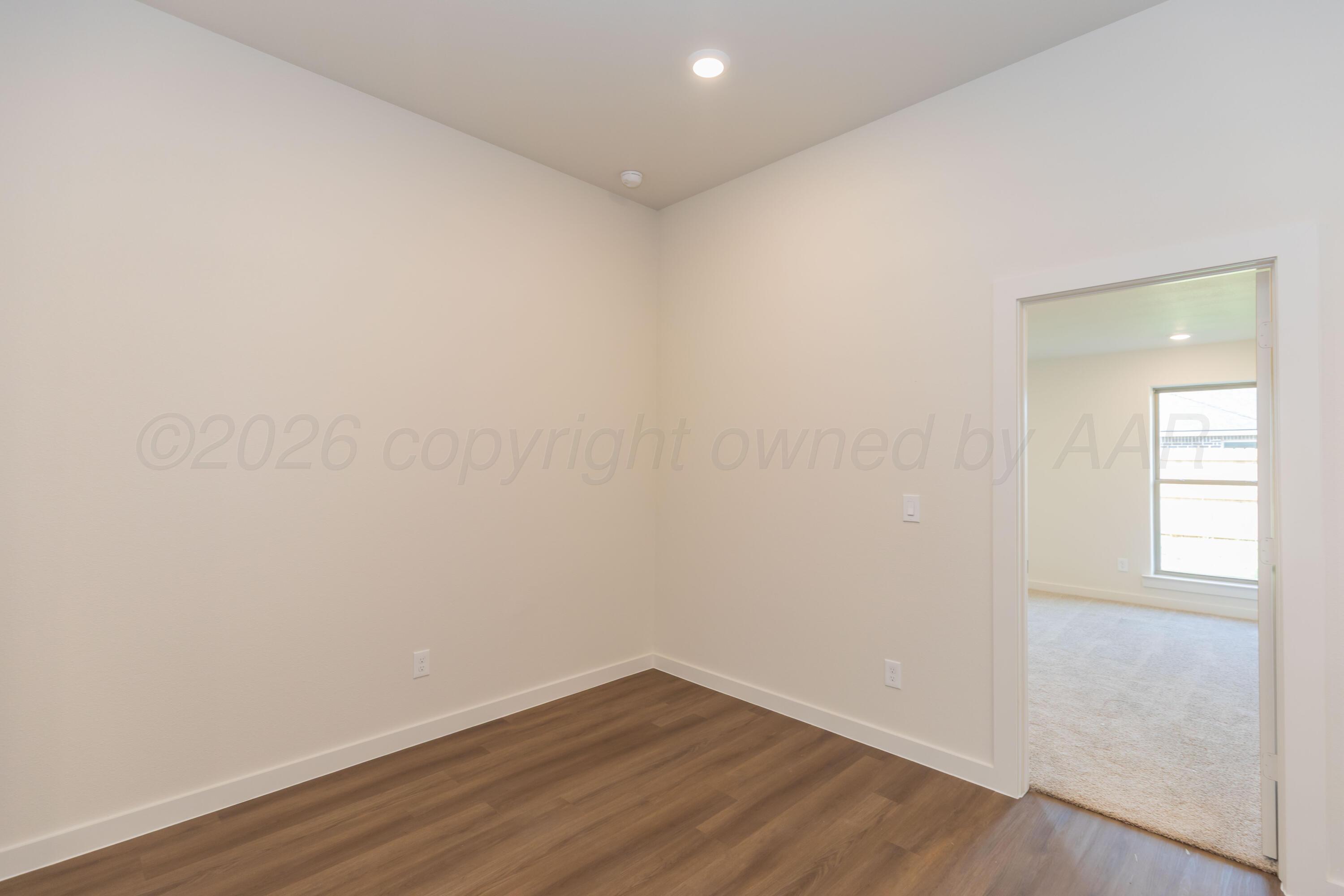 9104 Prairieland Drive Property Photo 6