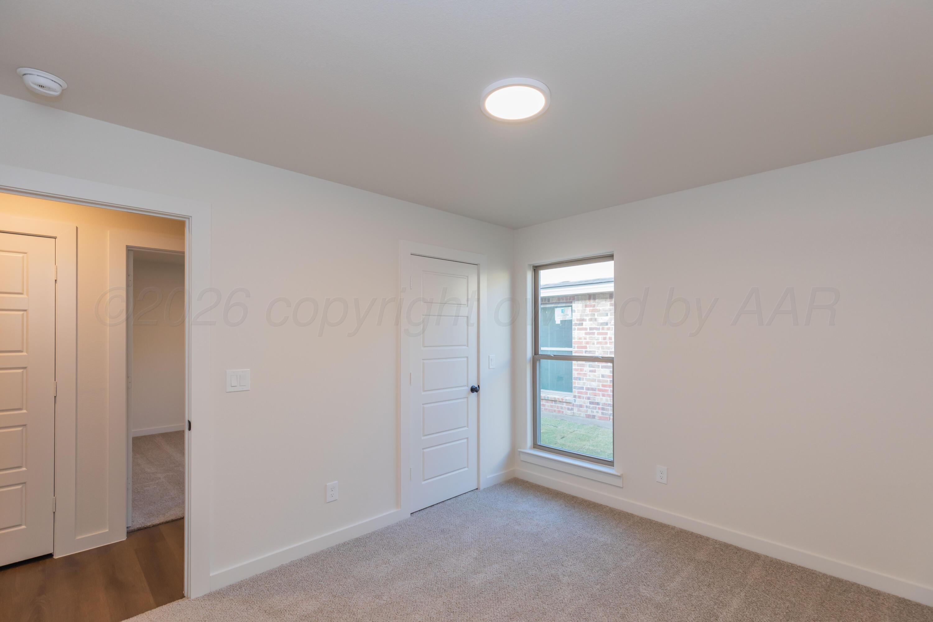 9104 Prairieland Drive Property Photo 8