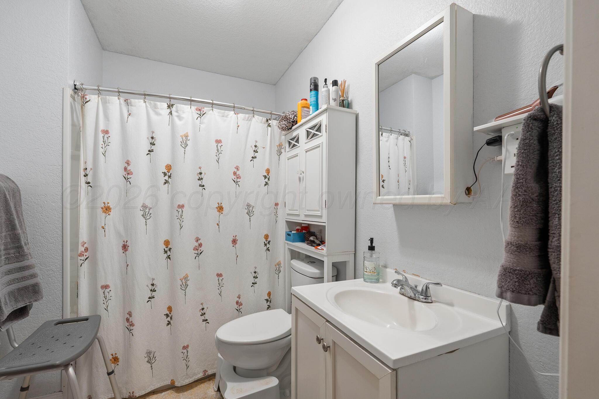 710 Goodnight Street Property Photo 8