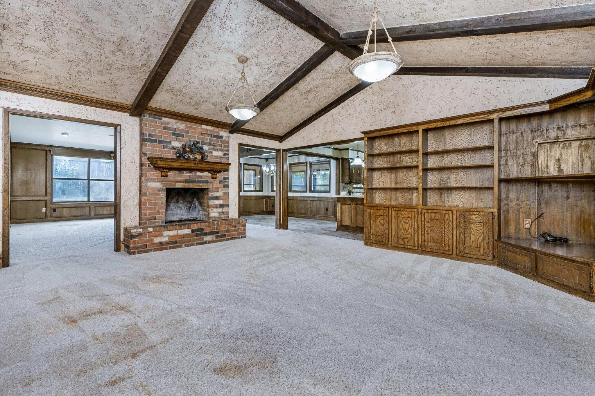 4205 Sherwood Lane Property Photo 4