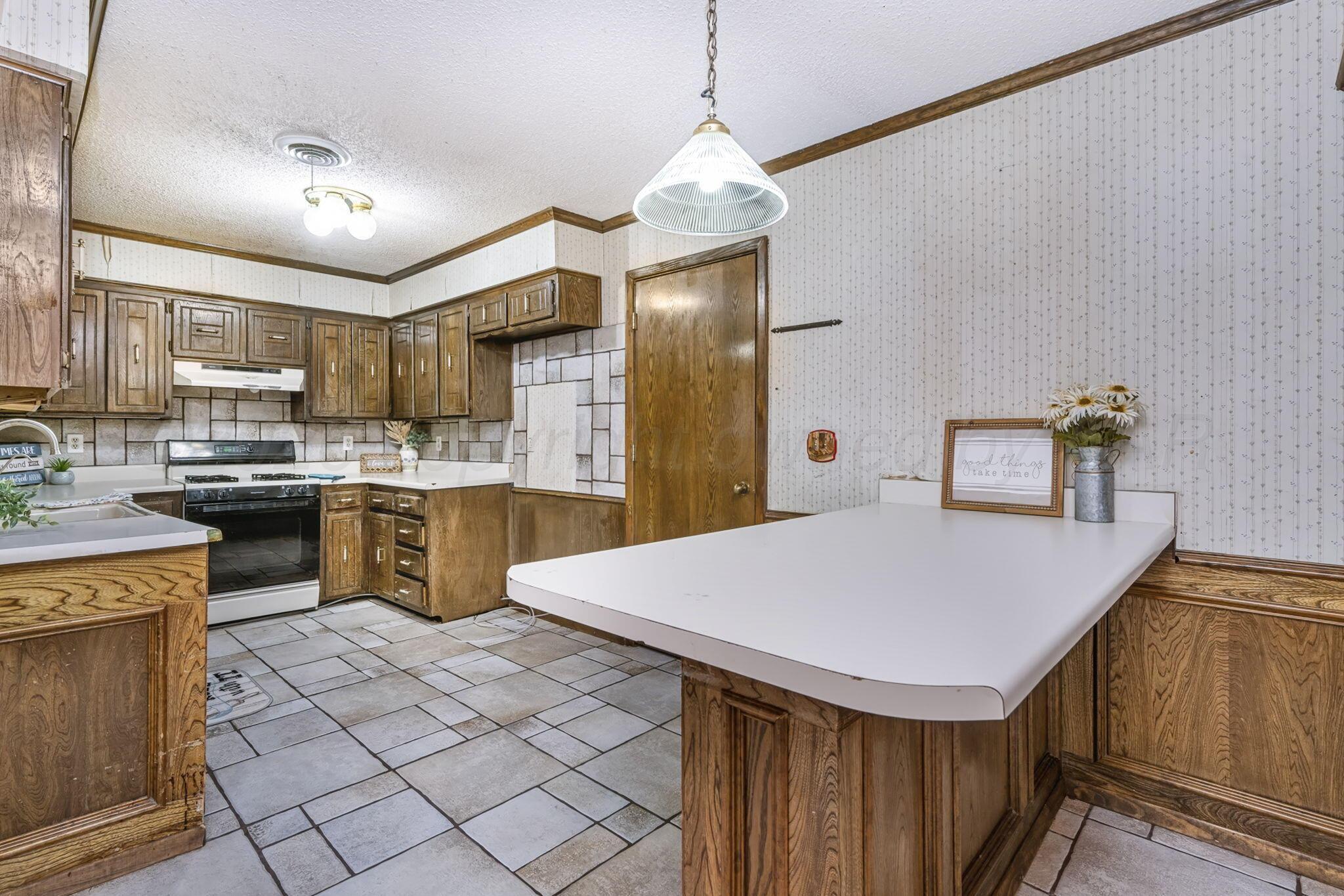 4205 Sherwood Lane Property Photo 6