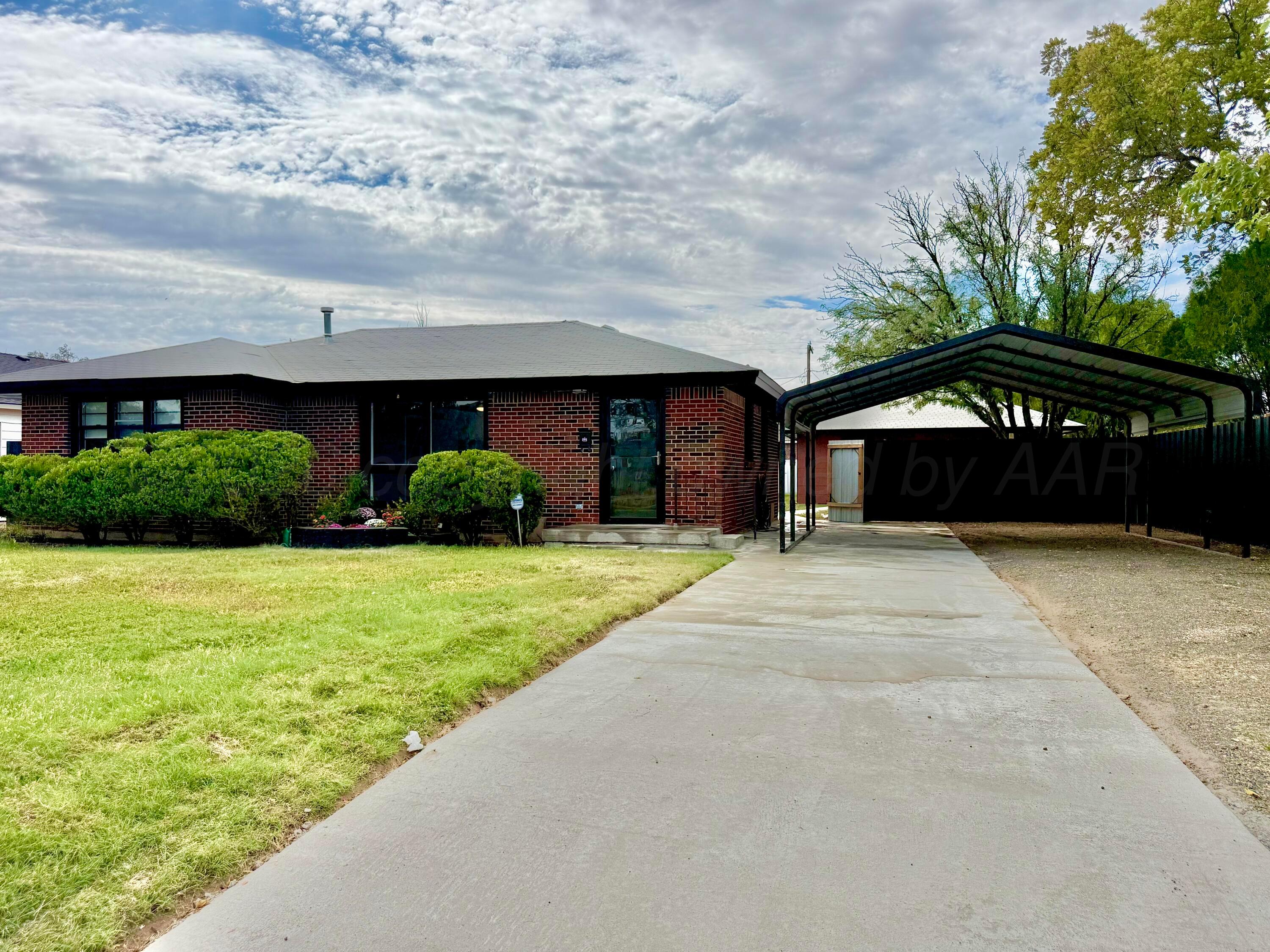 502 8th Avenue Property Photo 1