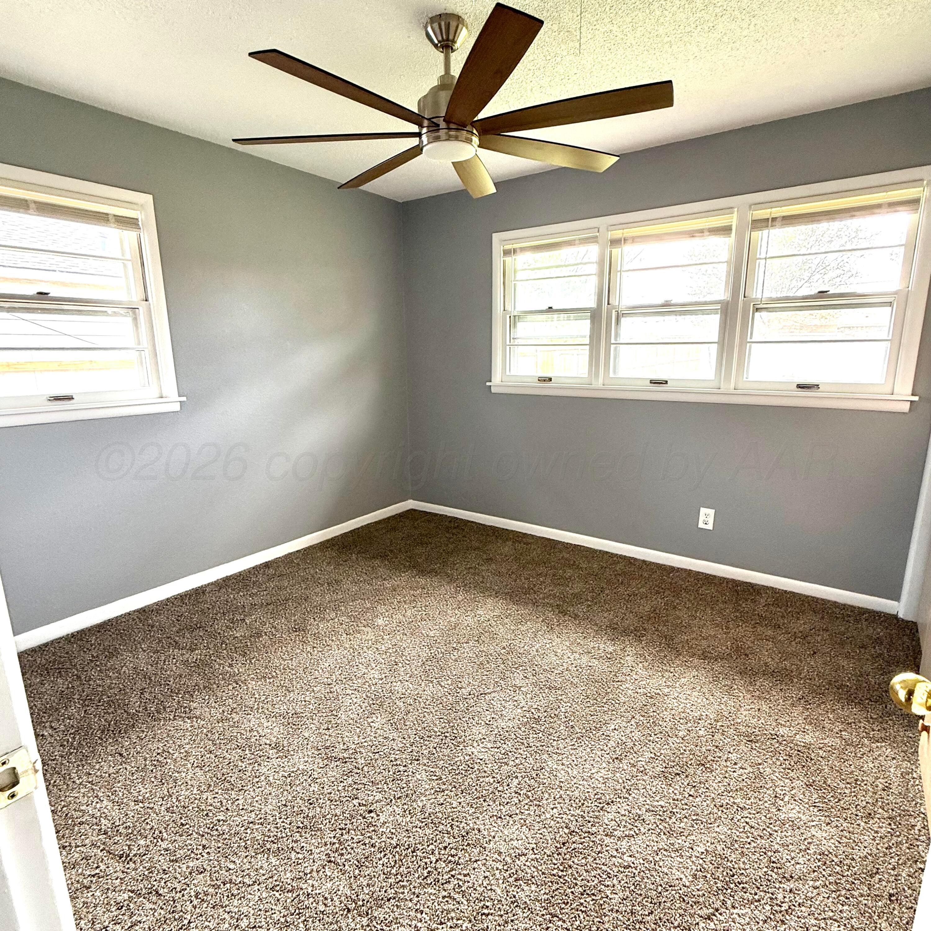 502 8th Avenue Property Photo 9