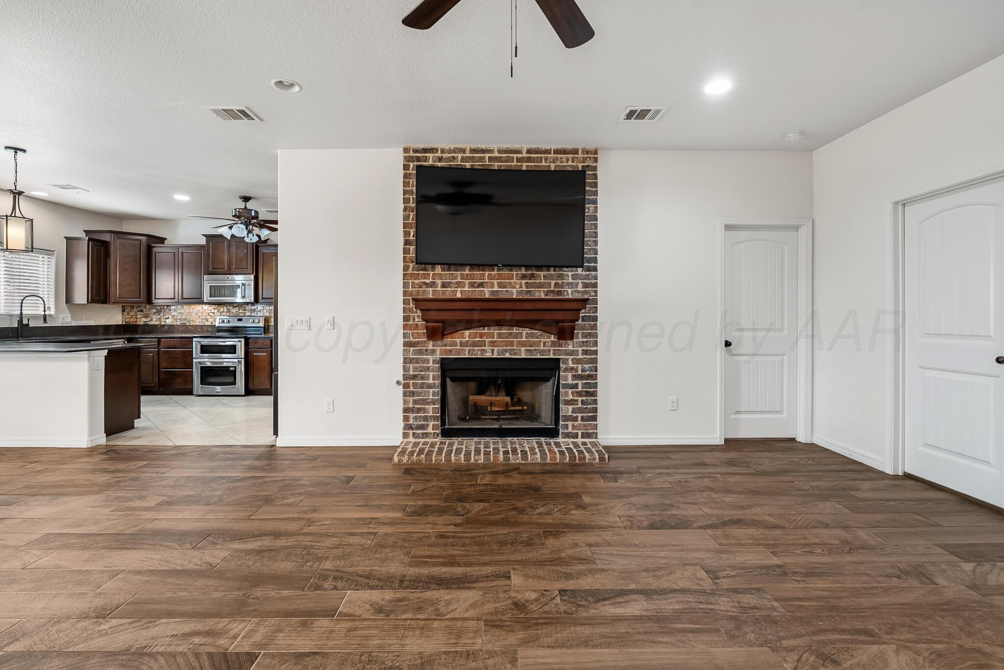 1007 Pinot Boulevard Property Photo 3