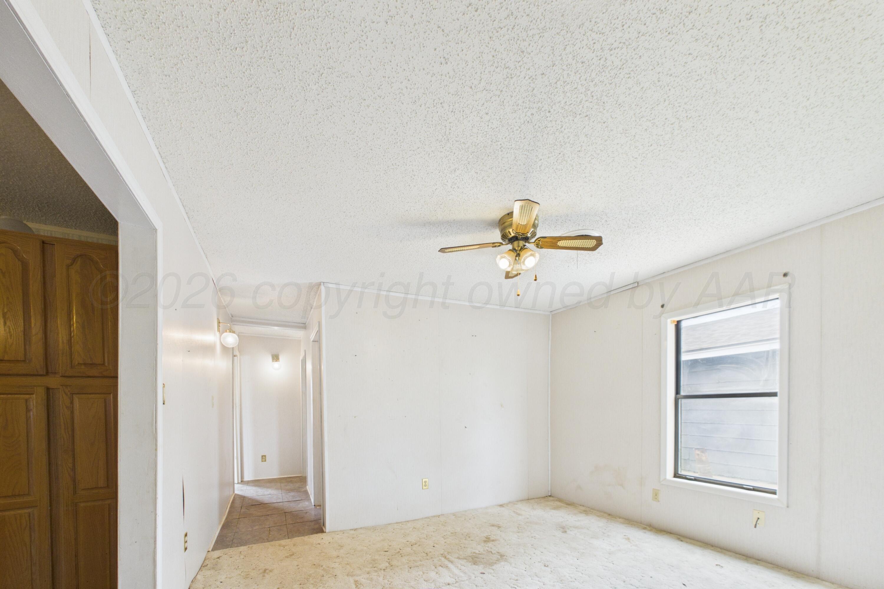 801 W Crawford Street Property Photo 9
