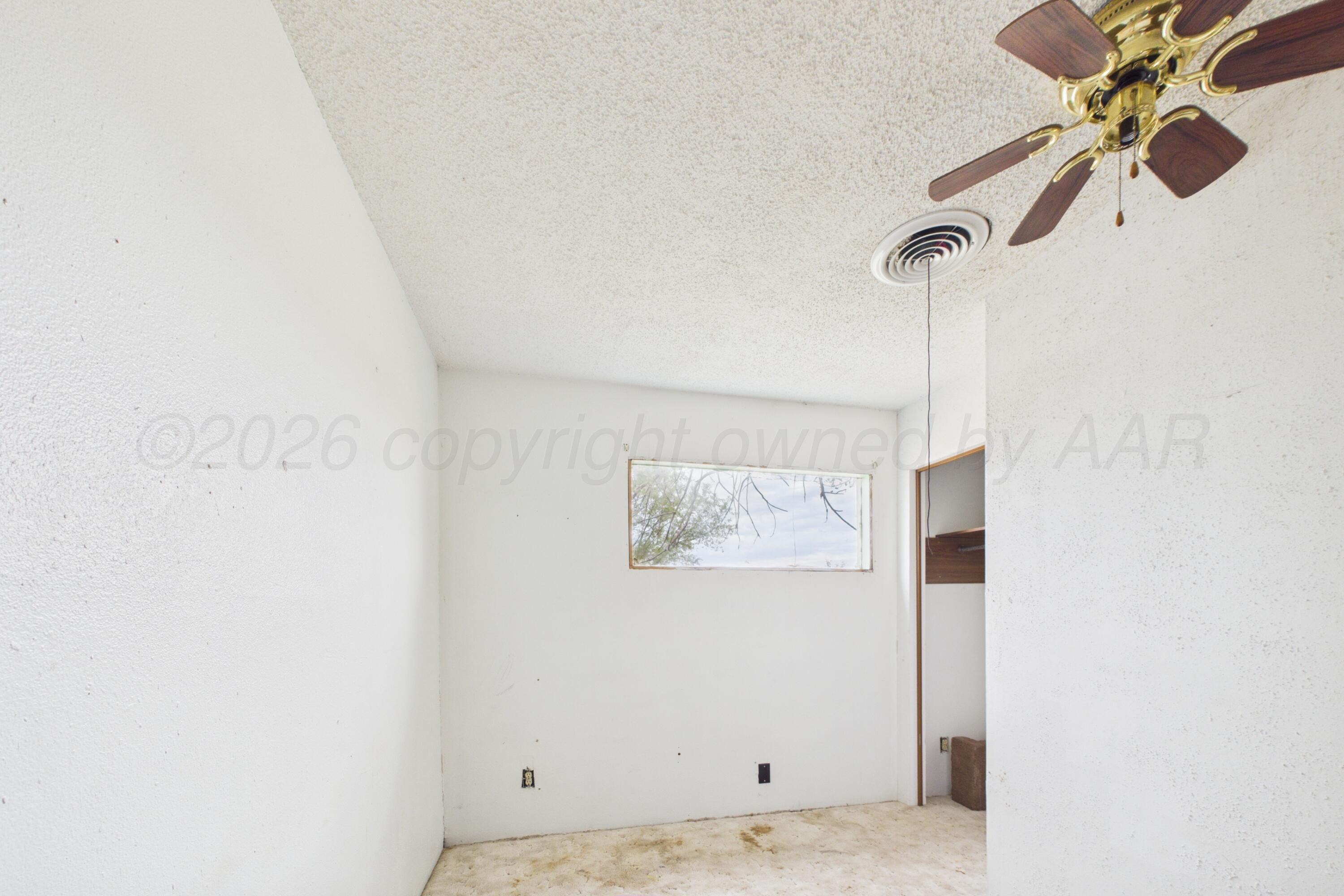 801 W Crawford Street Property Photo 16